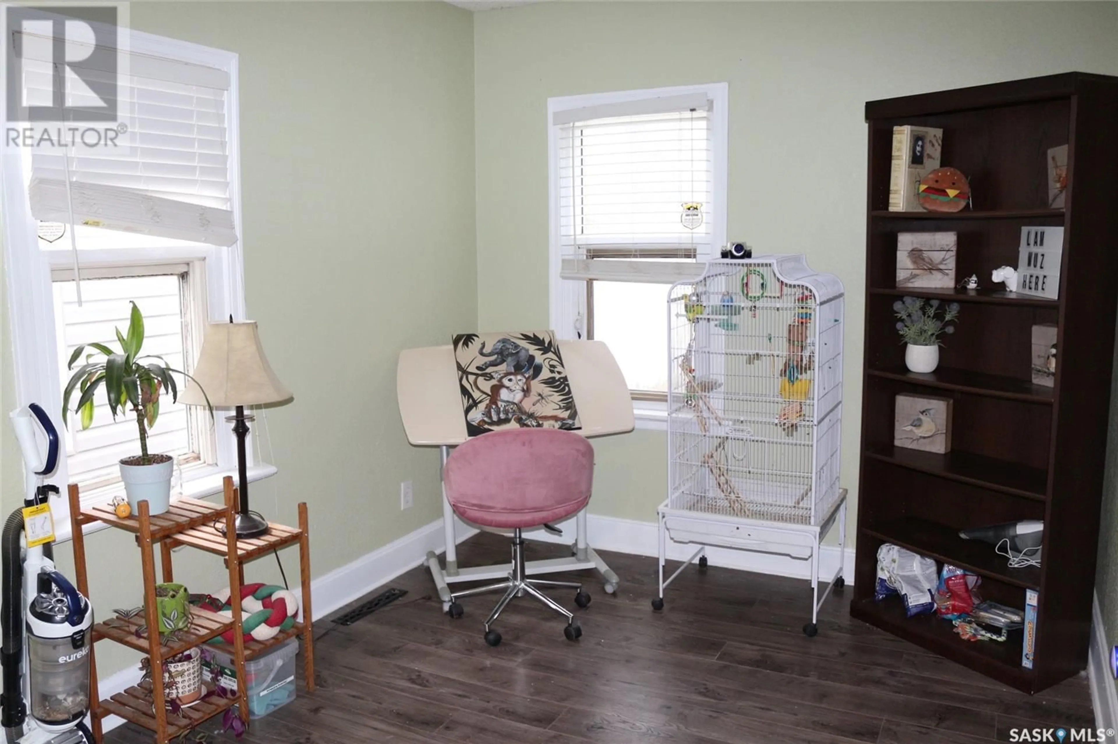 A pic of a room, wood floors for 615 C AVENUE N, Saskatoon Saskatchewan S7L1J6