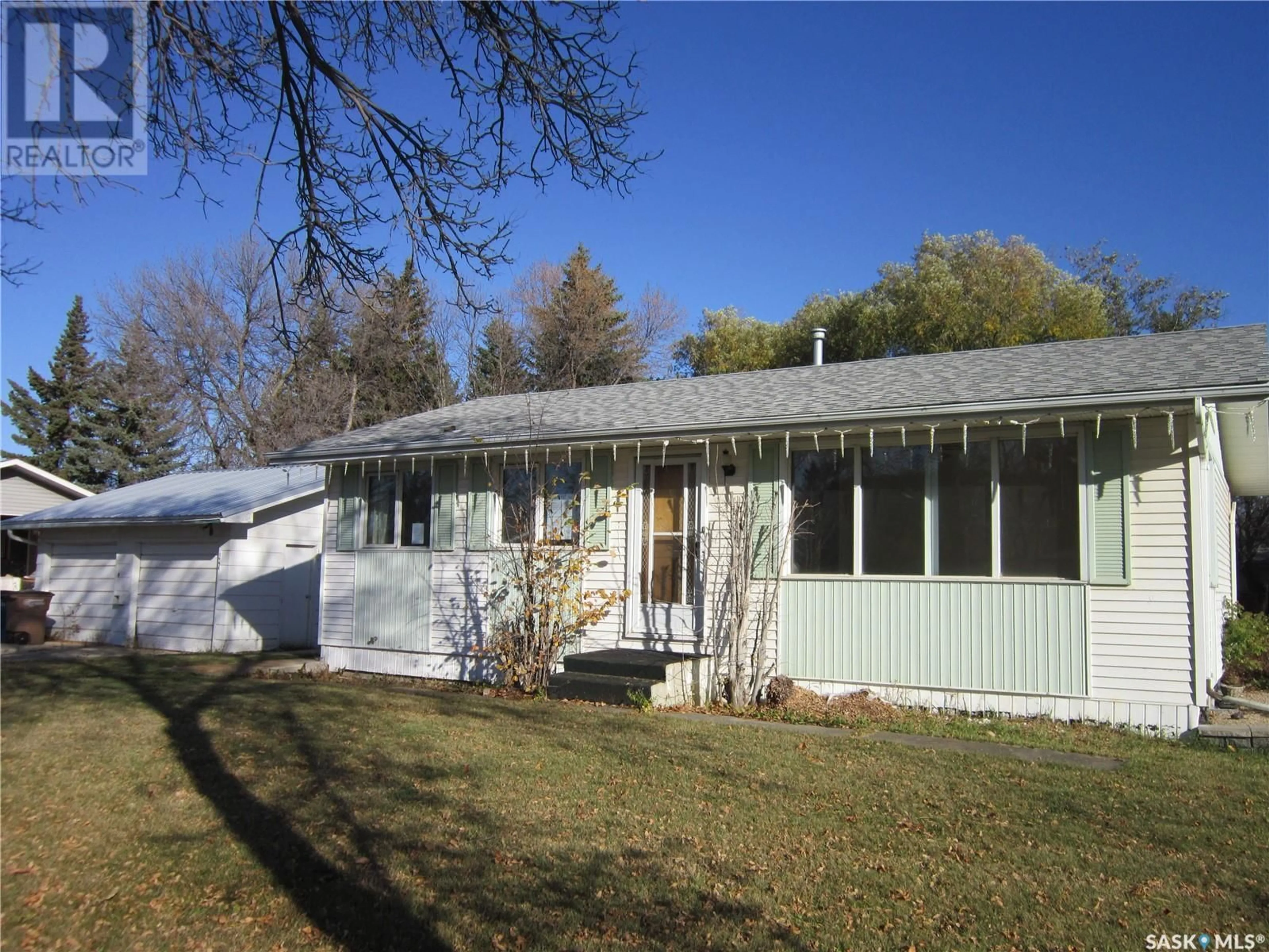 Frontside or backside of a home, cottage for 1996 Newmarket DRIVE, Tisdale Saskatchewan S0E1T0