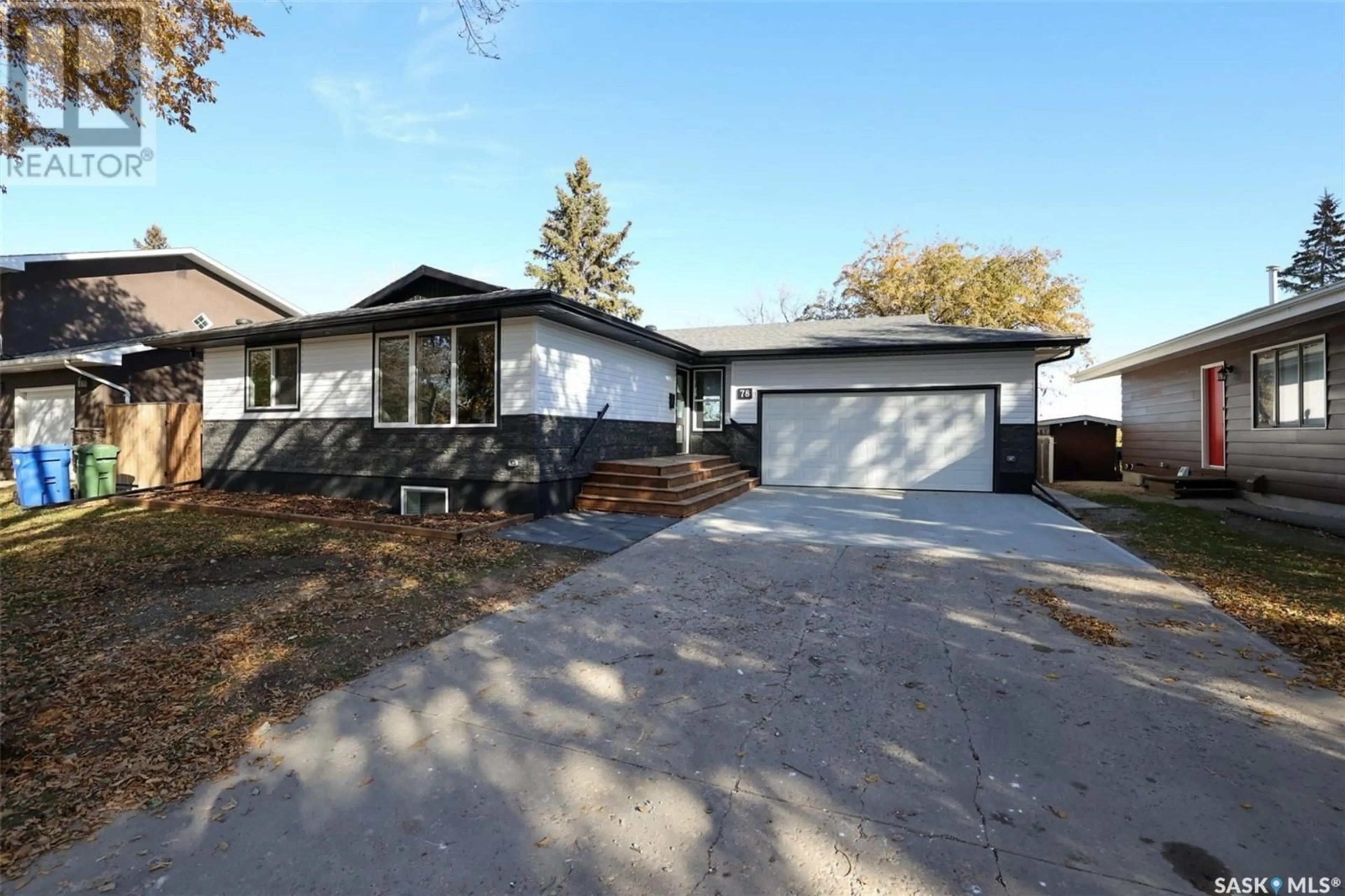 Frontside or backside of a home, the fenced backyard for 78 Deergrove CRESCENT, Regina Saskatchewan S4S5M1