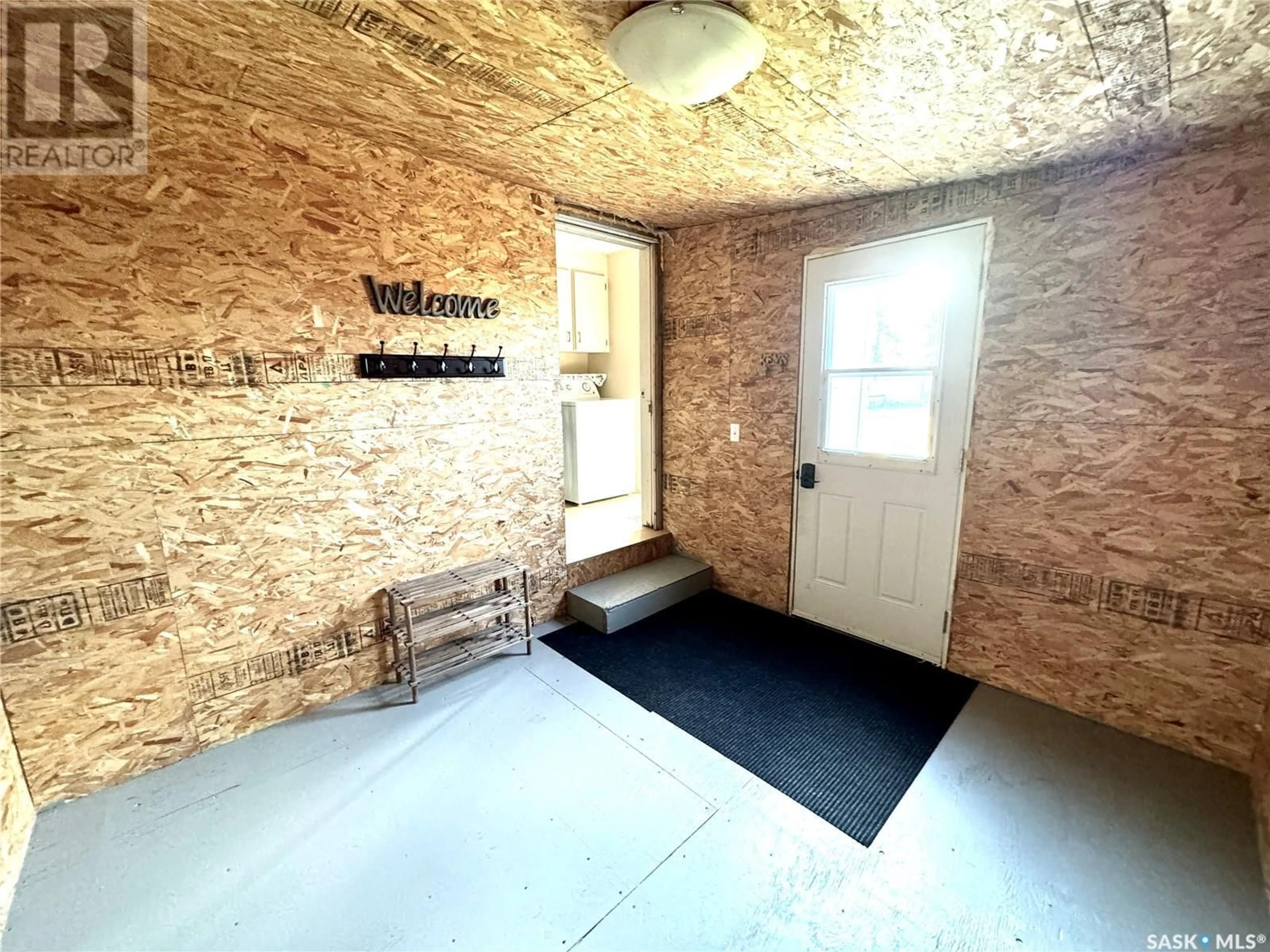 A pic of a room, unknown floor for 220 1st AVENUE, Mervin Saskatchewan S0M1Y0