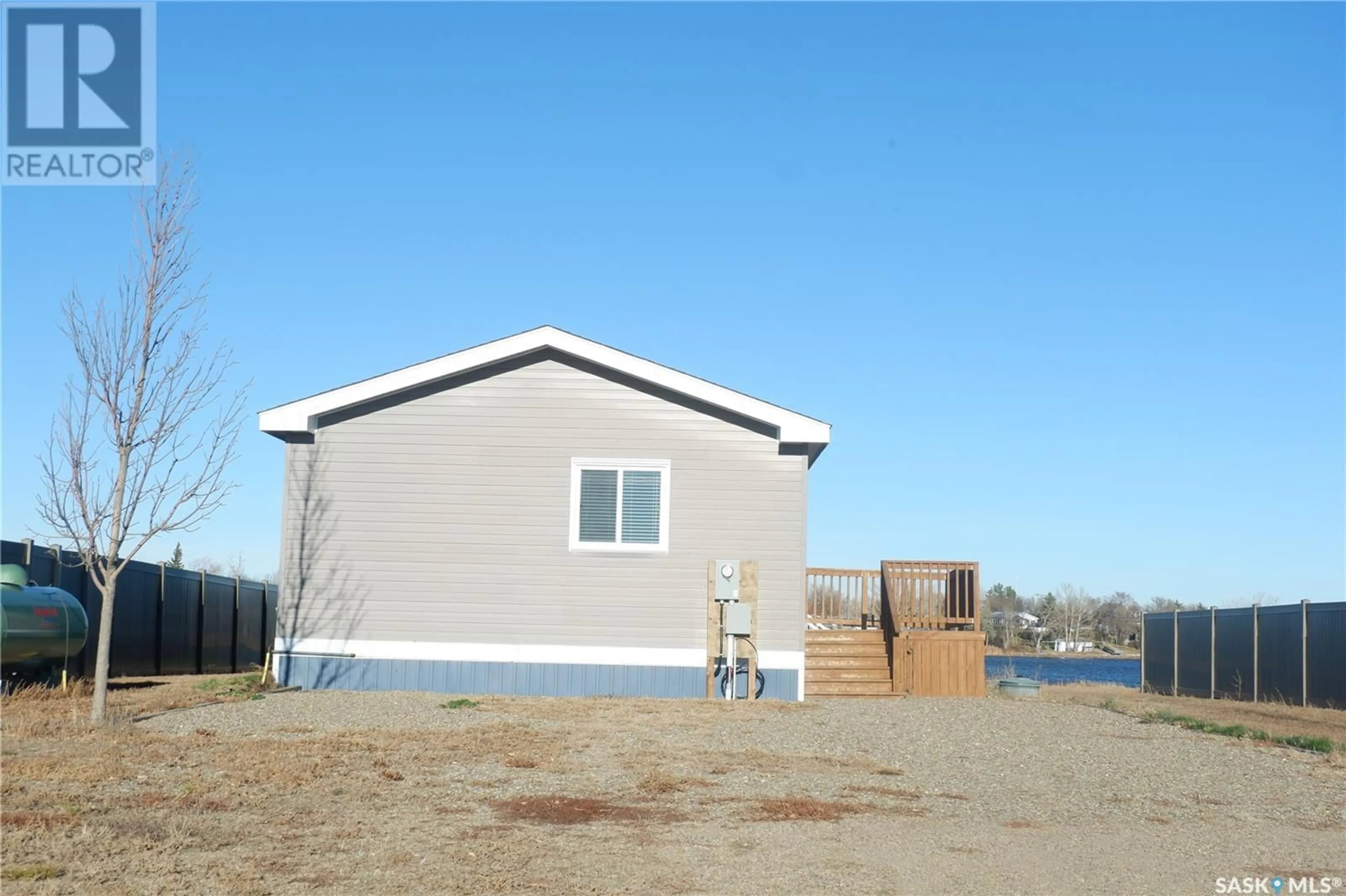 Frontside or backside of a home, cottage for 11 Lakeshore DRIVE, Thomson Lake Saskatchewan S0H1X0