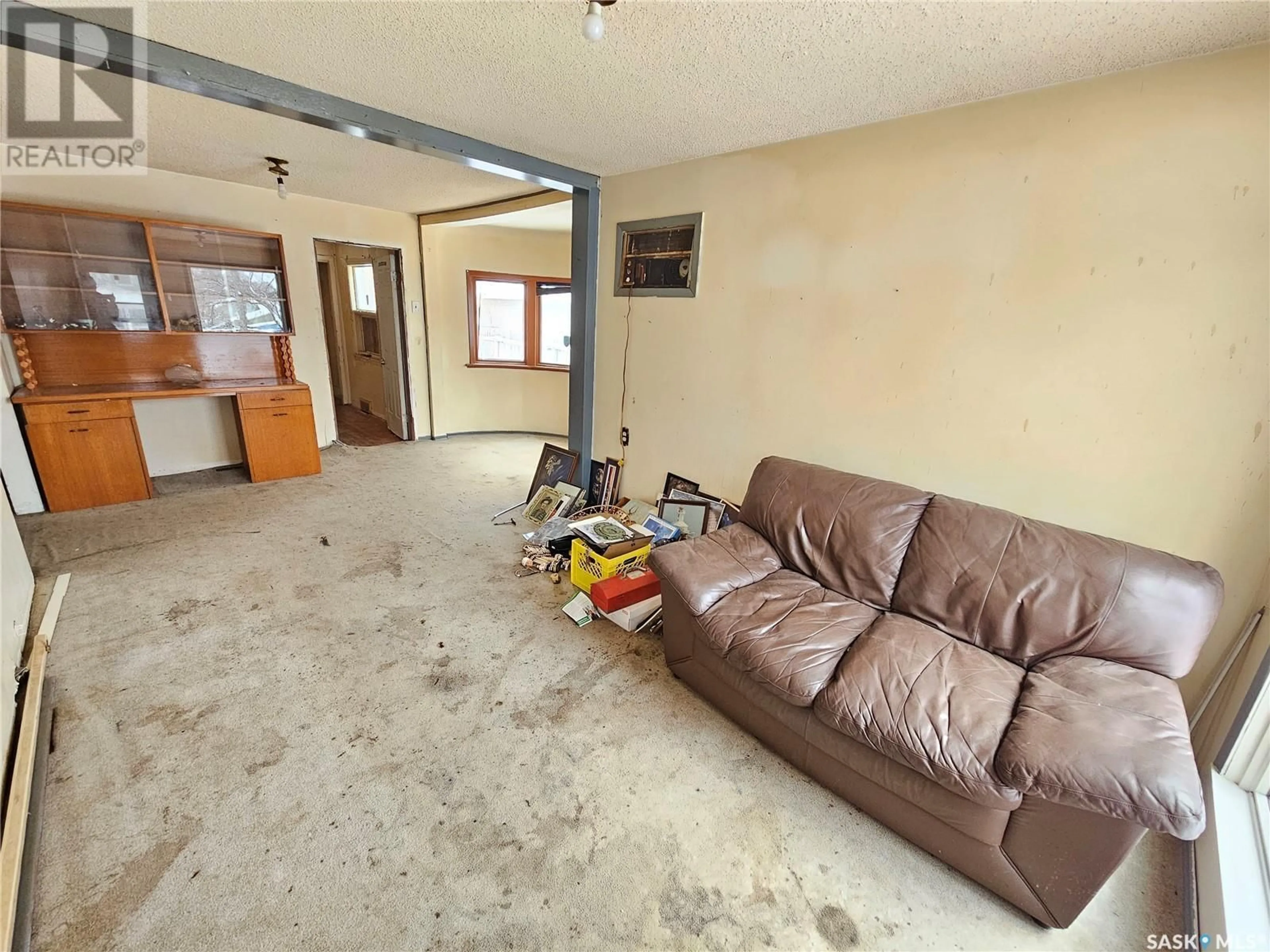 Living room, not visible floor for 430 Stadacona STREET E, Moose Jaw Saskatchewan S6H0J8