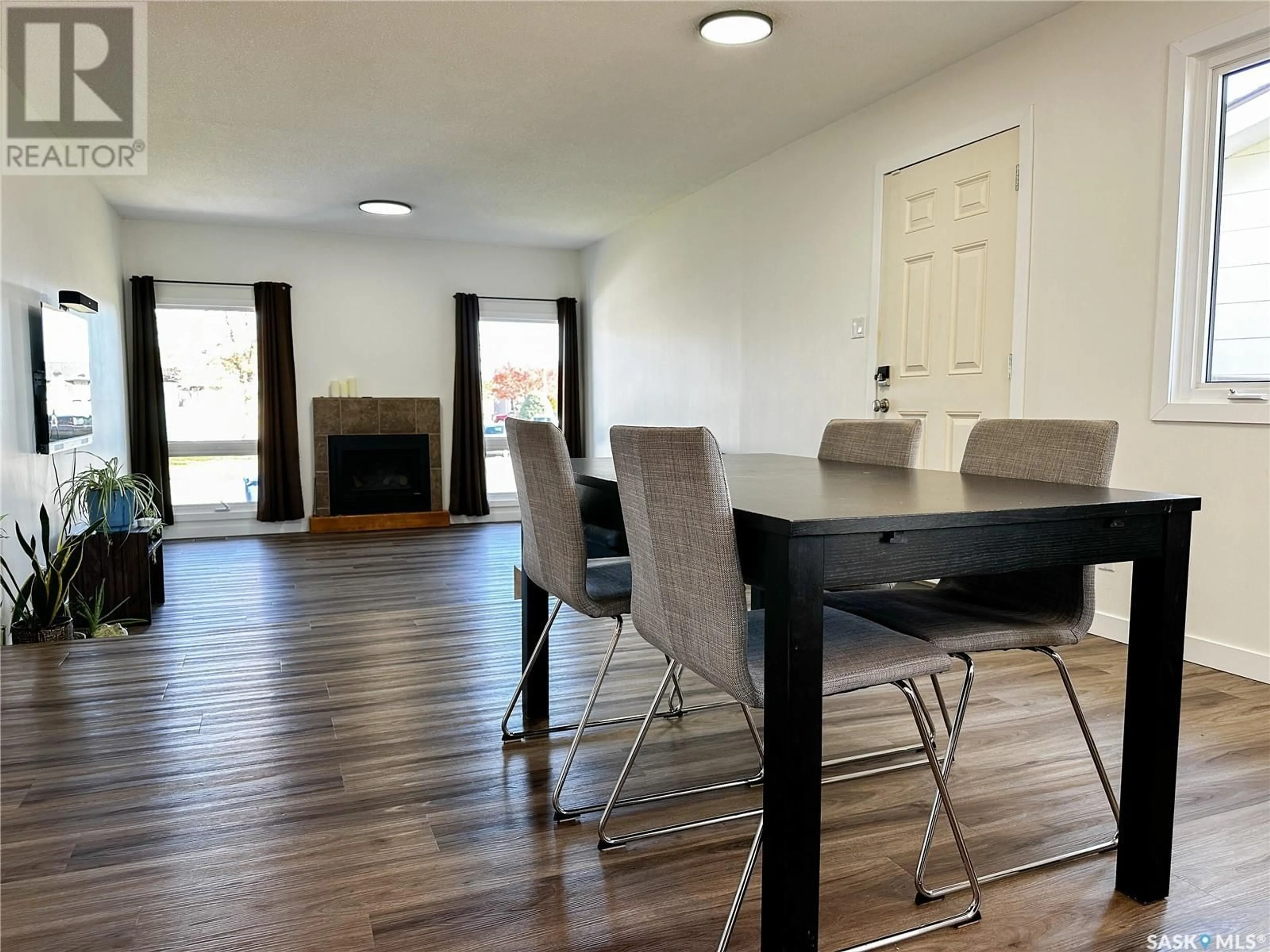 A pic of a room, wood floors for 58 Dunfield CRESCENT, Meadow Lake Saskatchewan S9X1C4