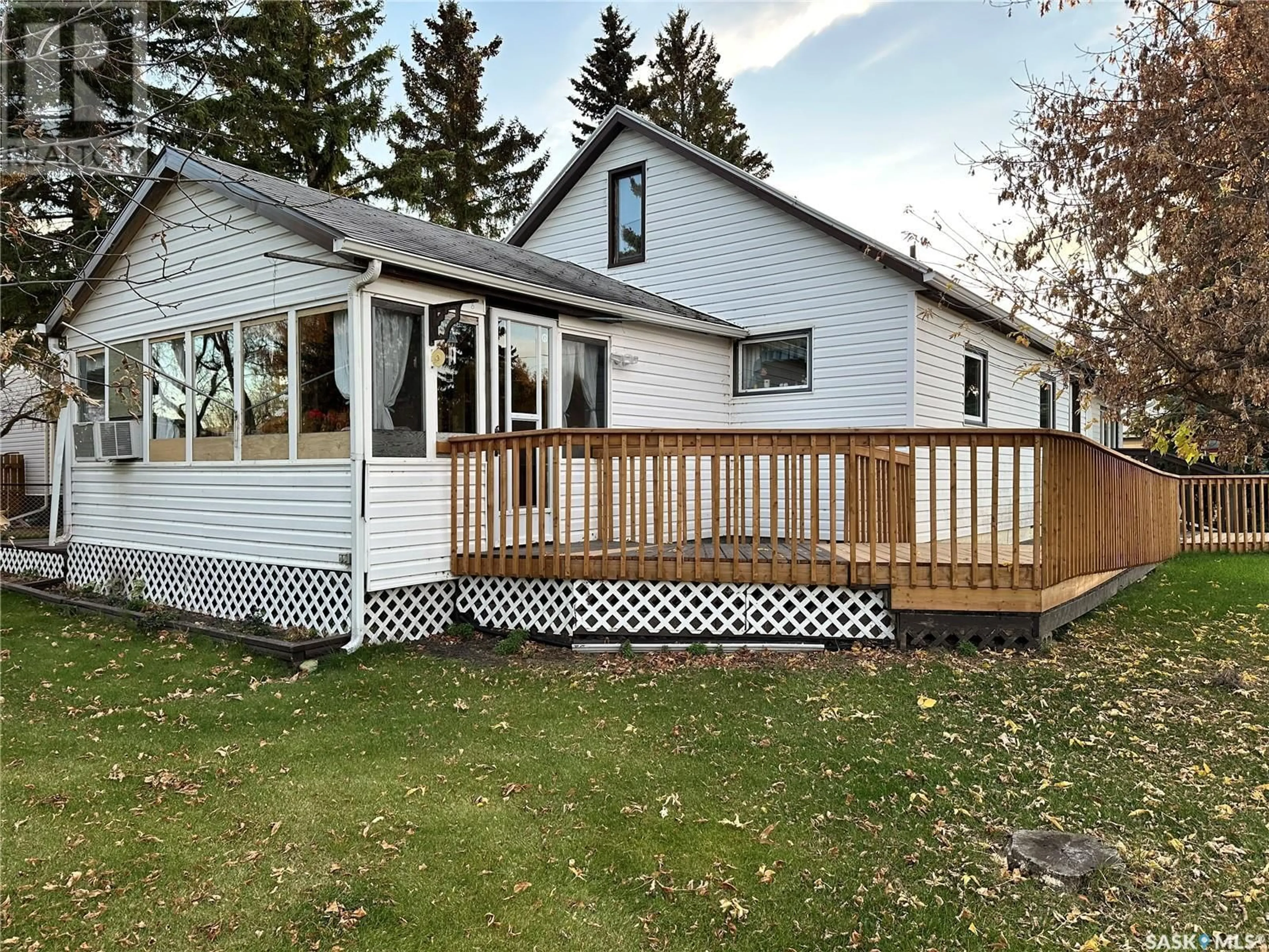 Frontside or backside of a home, cottage for 295 1st AVENUE W, Englefeld Saskatchewan S0K1N0