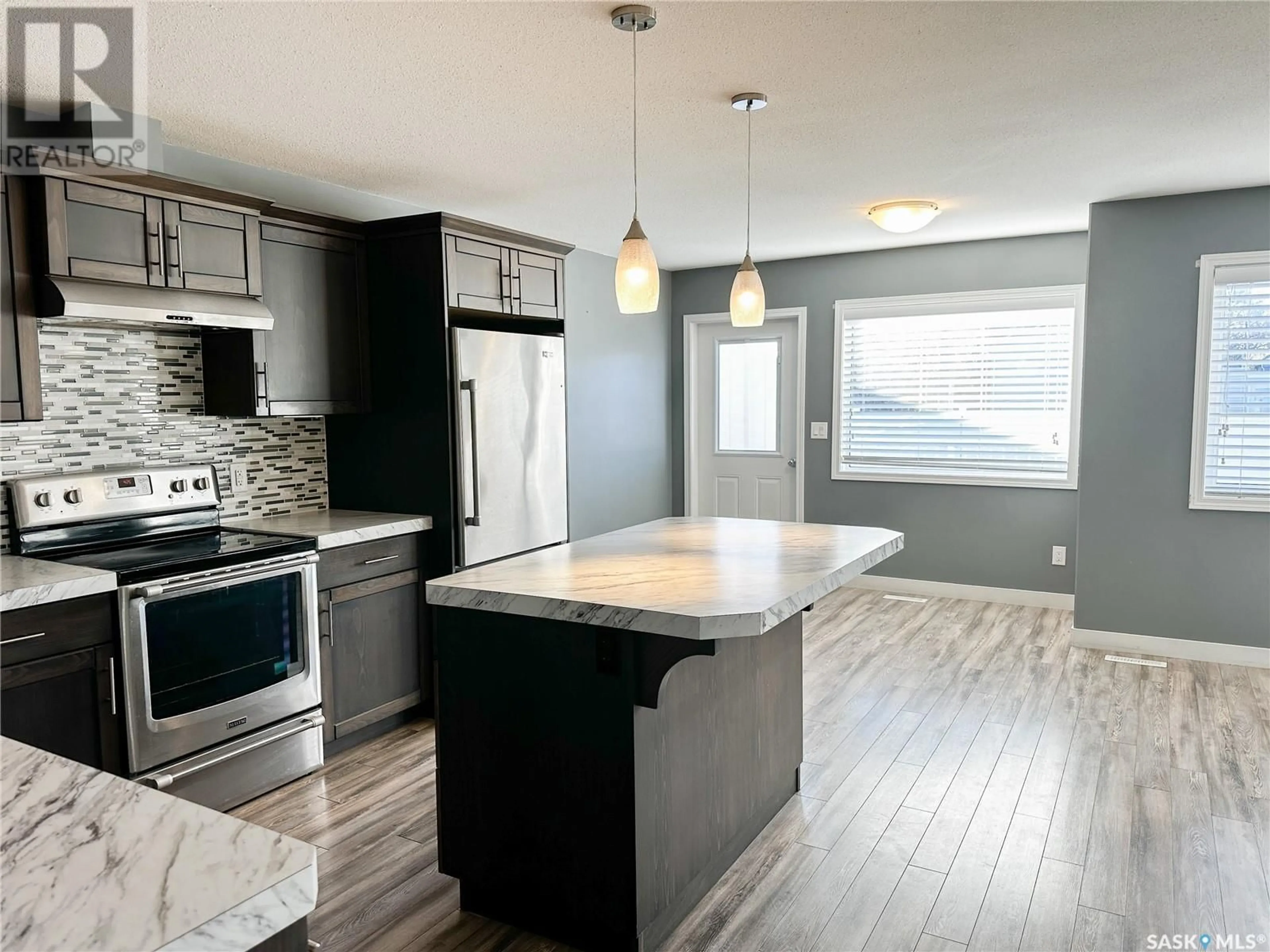 Open concept kitchen for 263 30th STREET, Battleford Saskatchewan S0M0E0