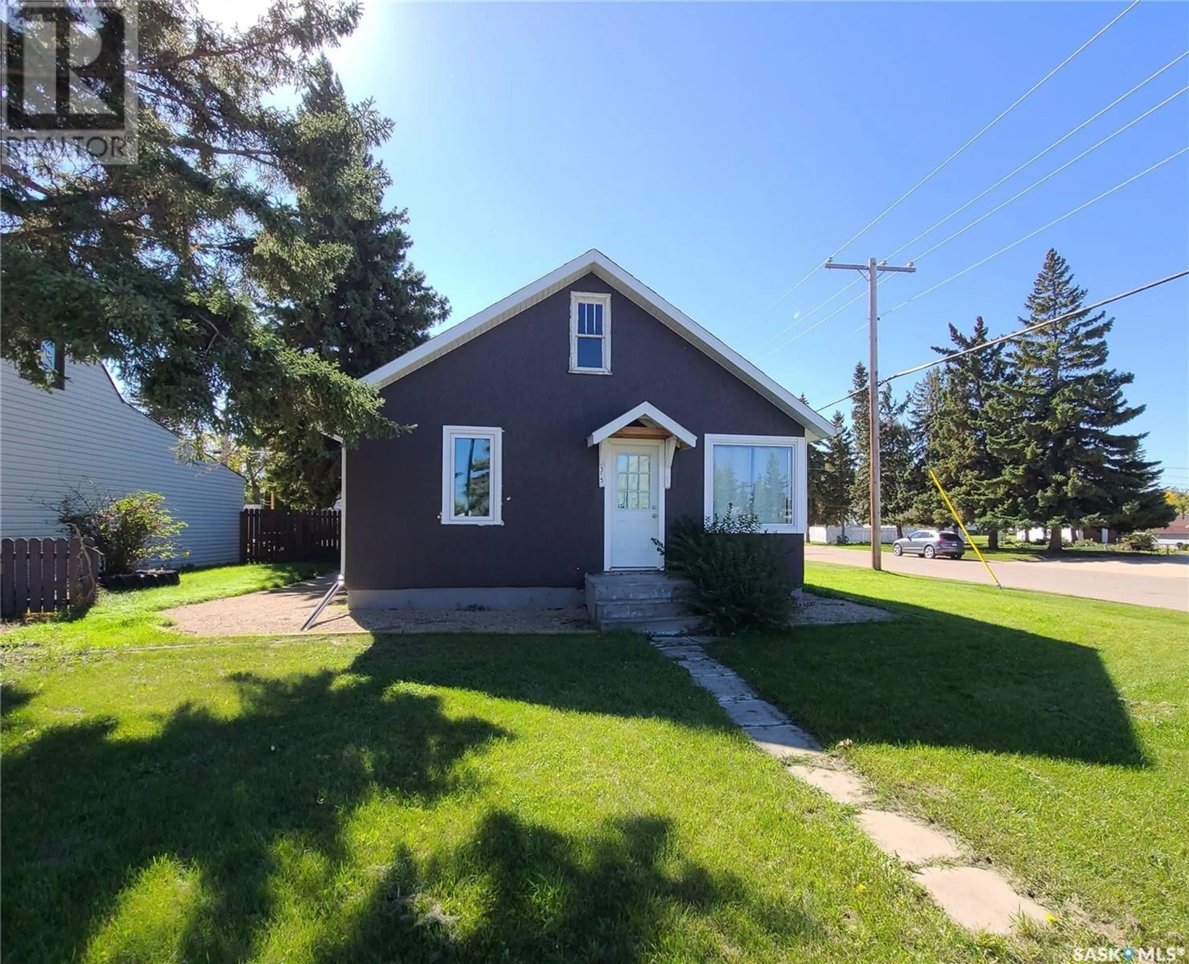 Frontside or backside of a home, cottage for 373 7th AVENUE W, Melville Saskatchewan S0A2P0