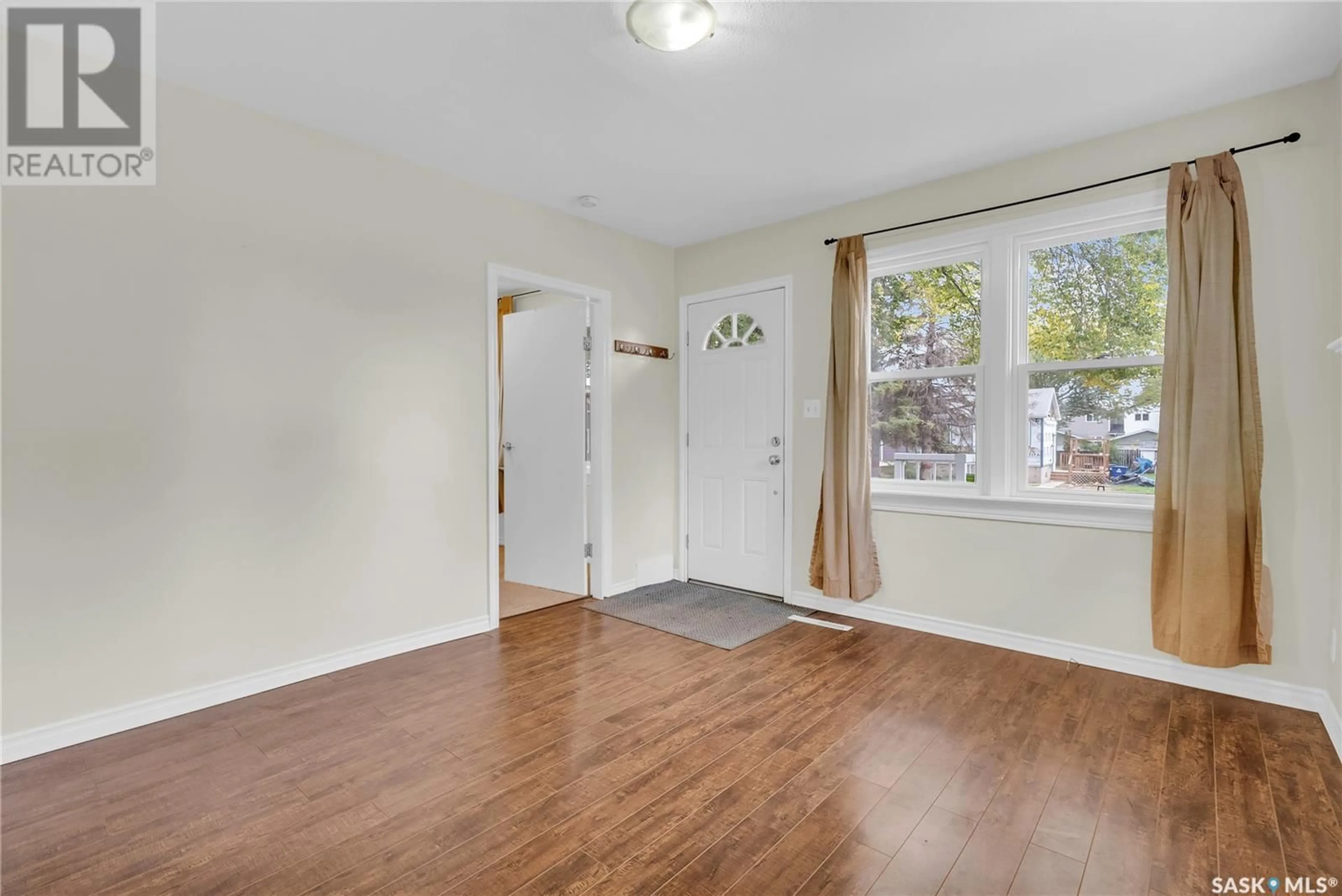 A pic of a room, wood floors for 317 Y AVENUE S, Saskatoon Saskatchewan S7M3J6