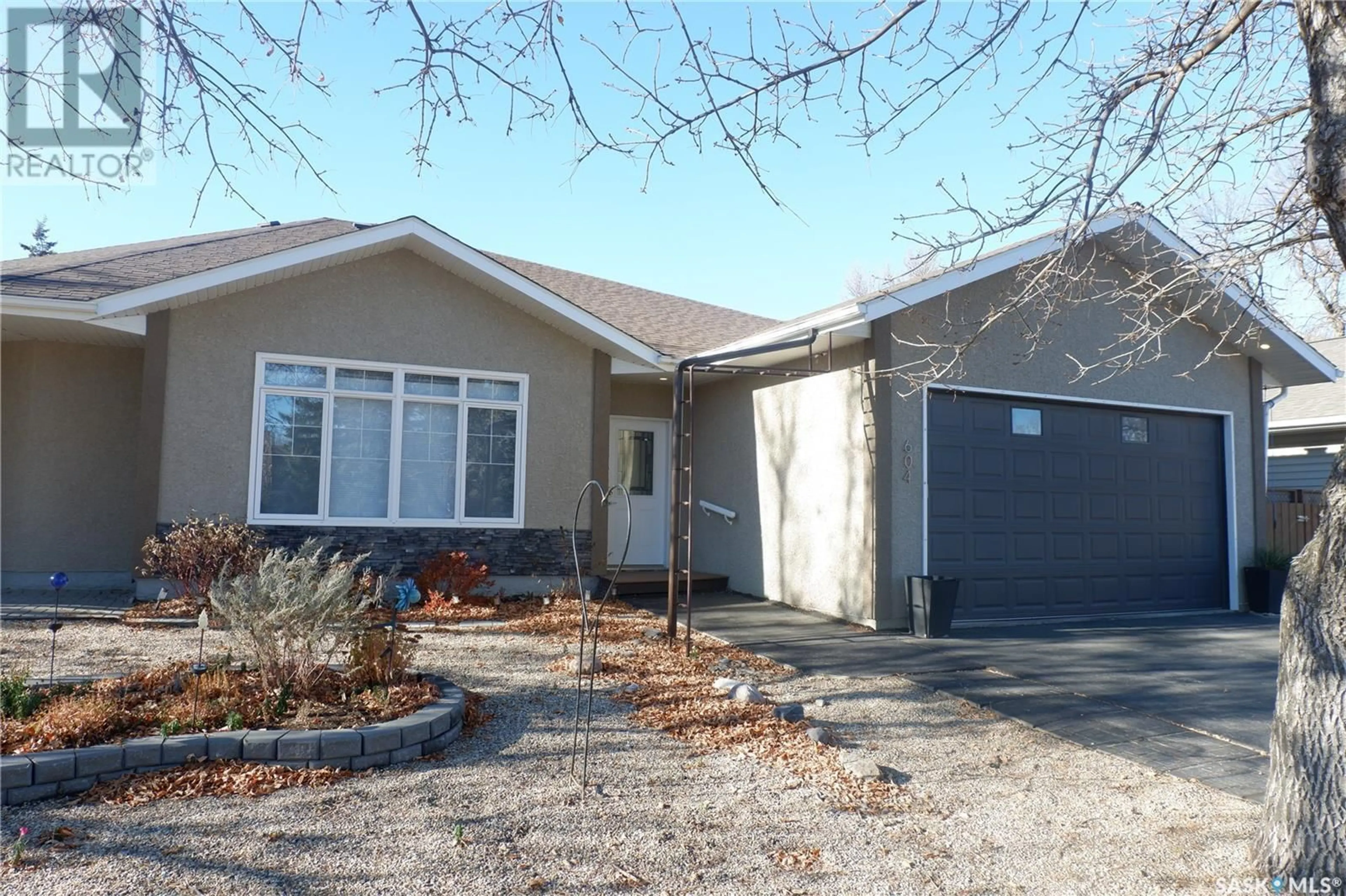 Frontside or backside of a home, cottage for 604 Centre STREET, Assiniboia Saskatchewan S0H0B0