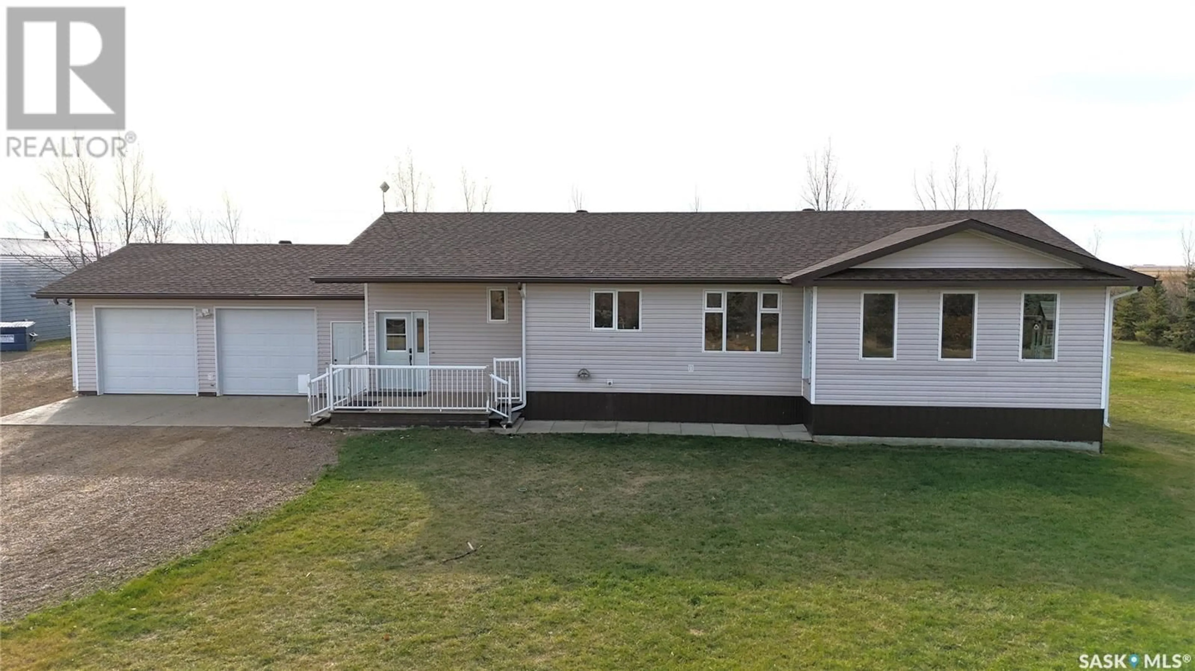 Frontside or backside of a home, cottage for 153 Centennial STREET, Swift Current Rm No. 137 Saskatchewan S0N2Y0