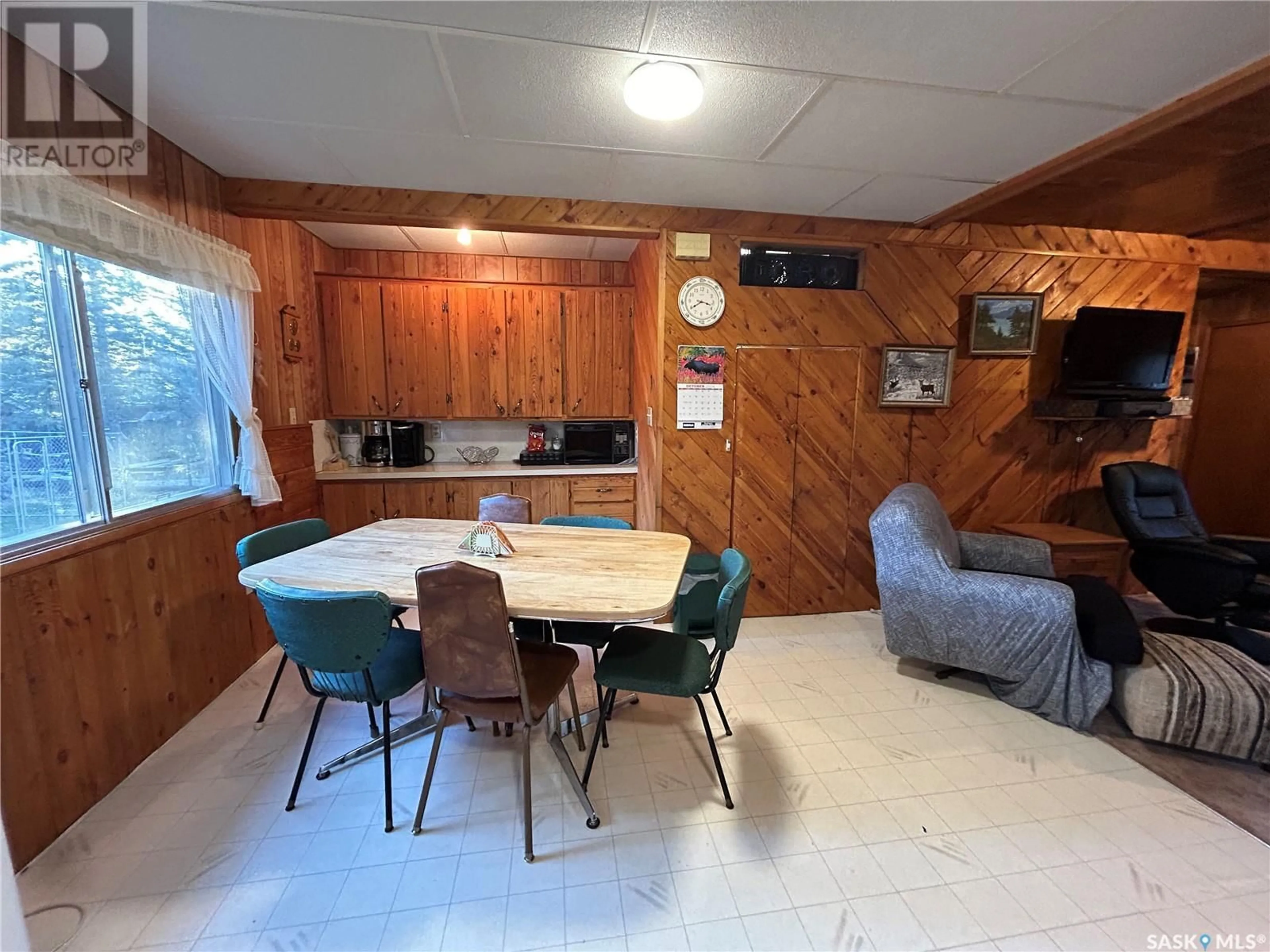 A pic of a room, wood floors for 24 Walter STREET, Candle Lake Saskatchewan S0J3E0