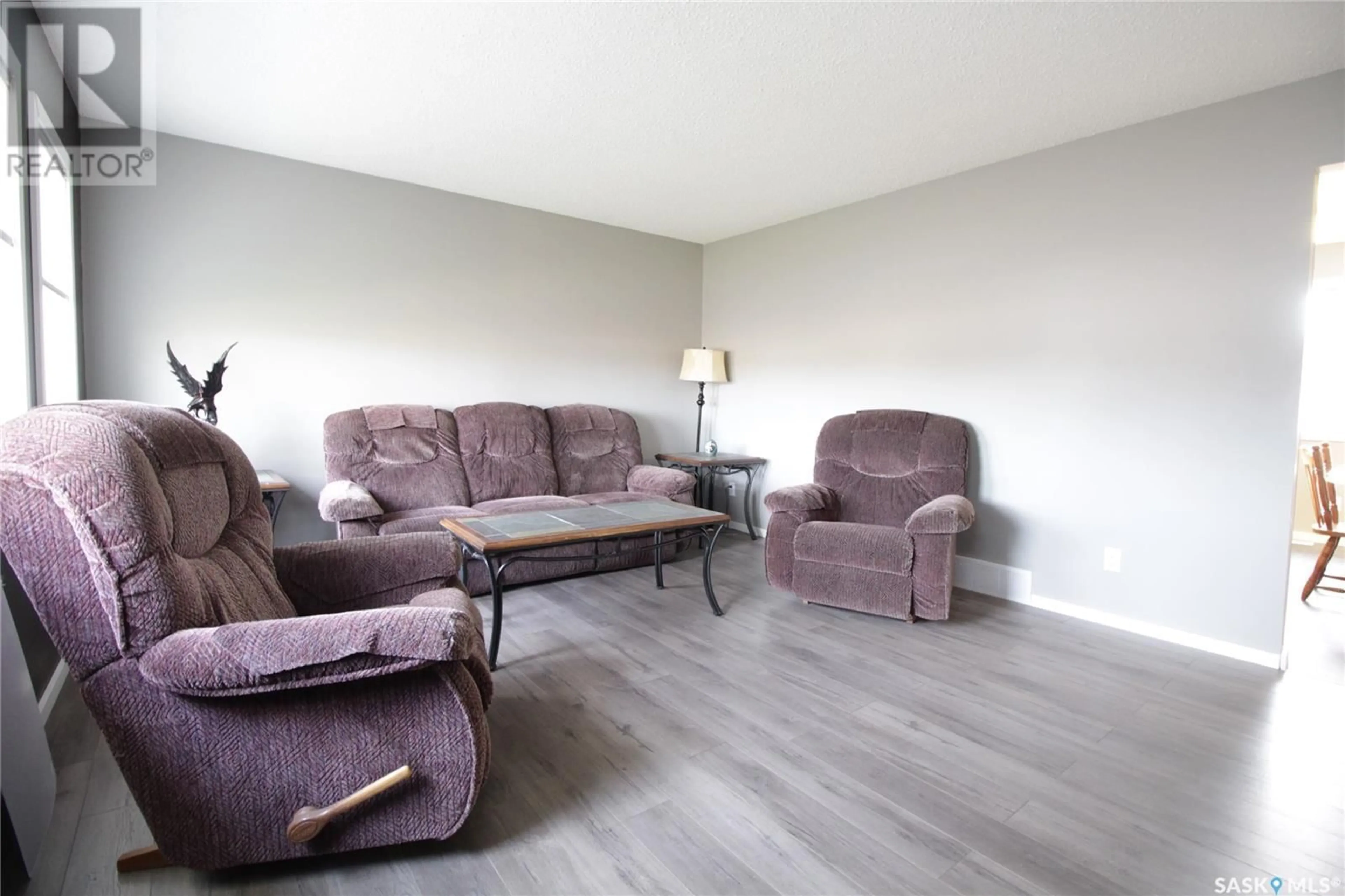 Living room, wood floors for 518 Gertie STREET, Moosomin Saskatchewan S0G3N0