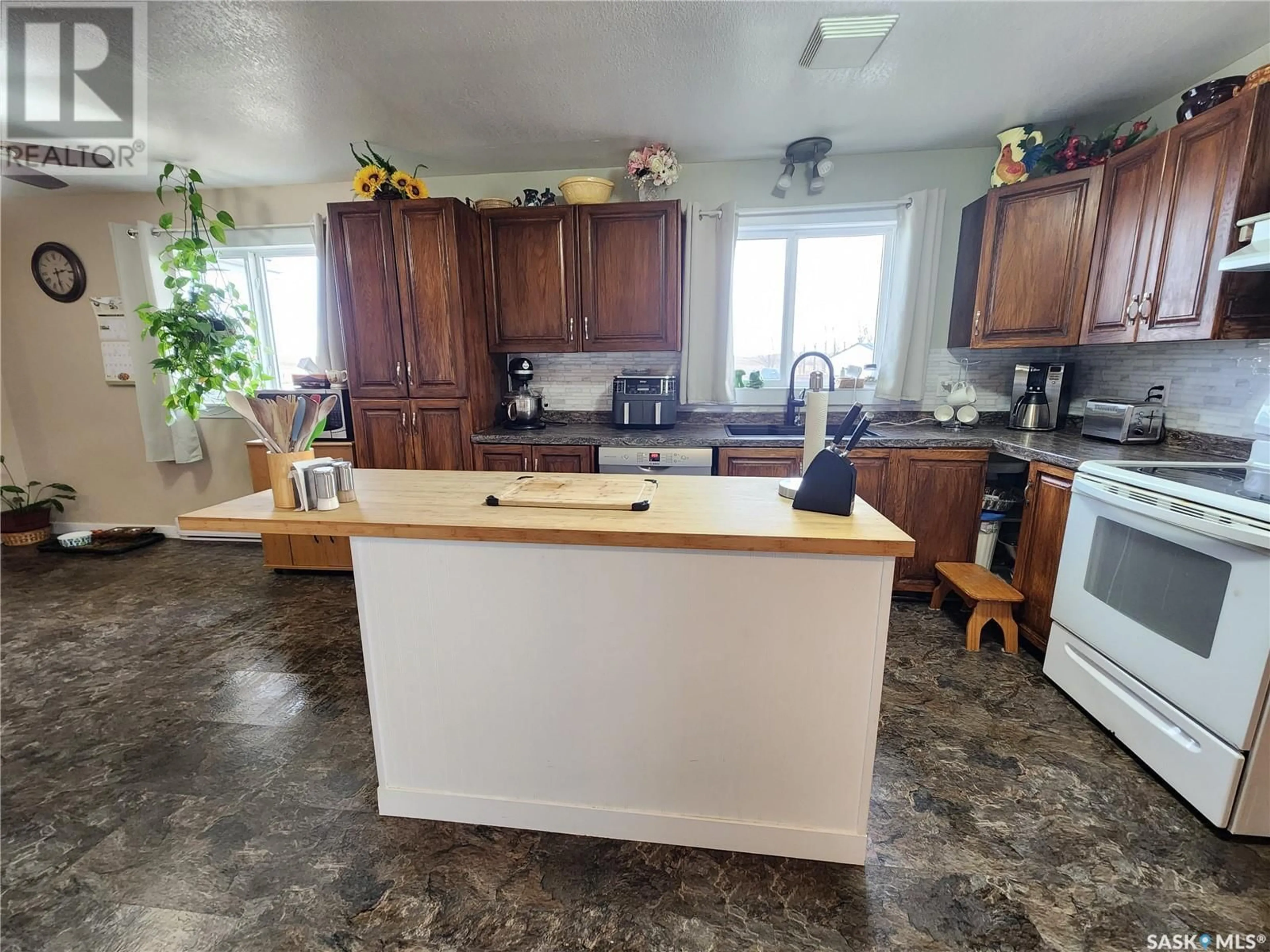 Kitchen, wood floors, cottage for Callaghan Acreage, Key West Rm No. 70 Saskatchewan S0C1Y0