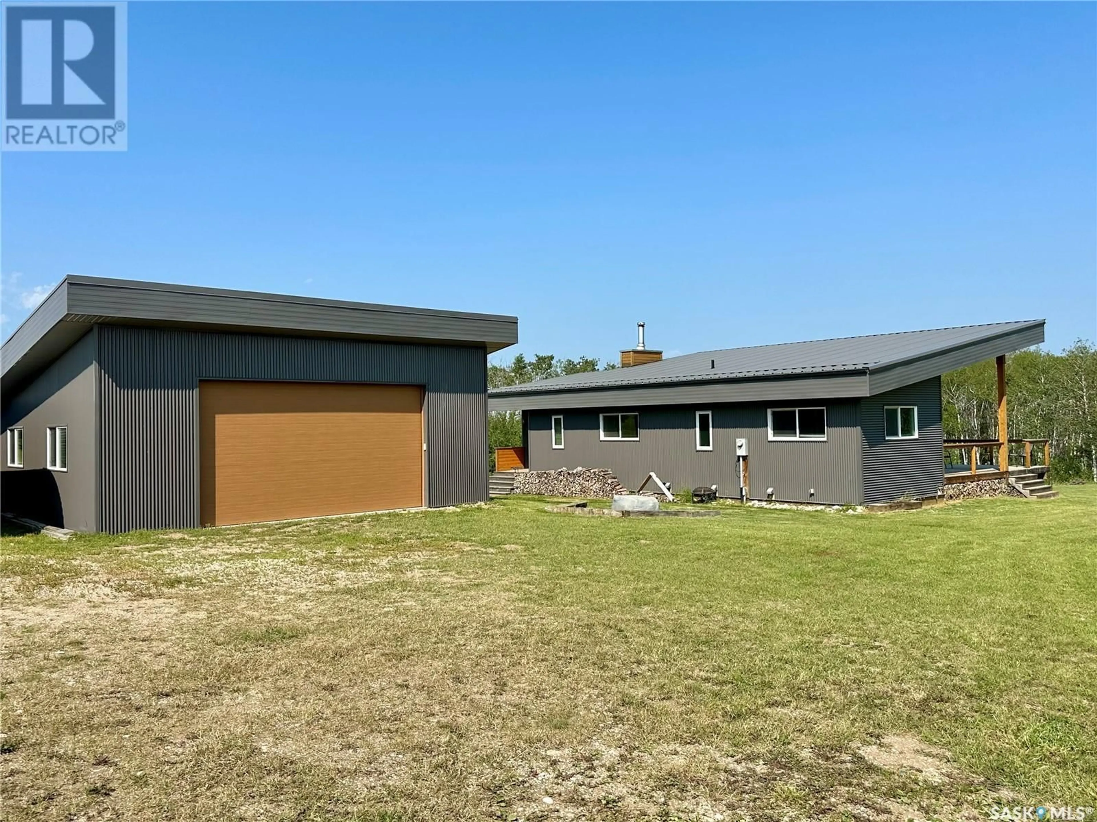 A pic from outside/outdoor area/front of a property/back of a property/a pic from drone, building for 117 RAVINE ROAD, Big Shell Saskatchewan S0J2G0
