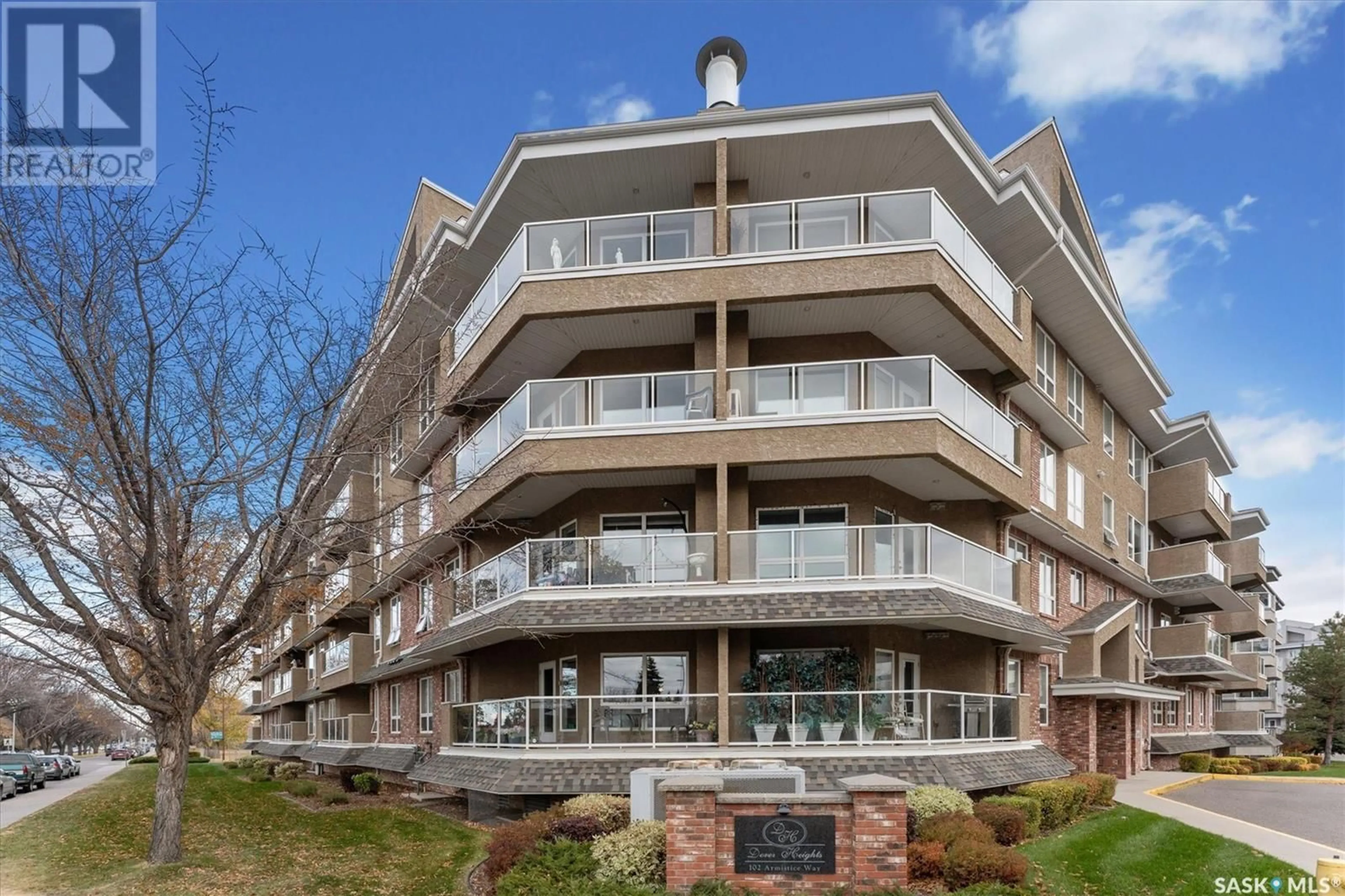 A pic from exterior of the house or condo, the front or back of building for 204 102 Armistice WAY, Saskatoon Saskatchewan S7J2Z6