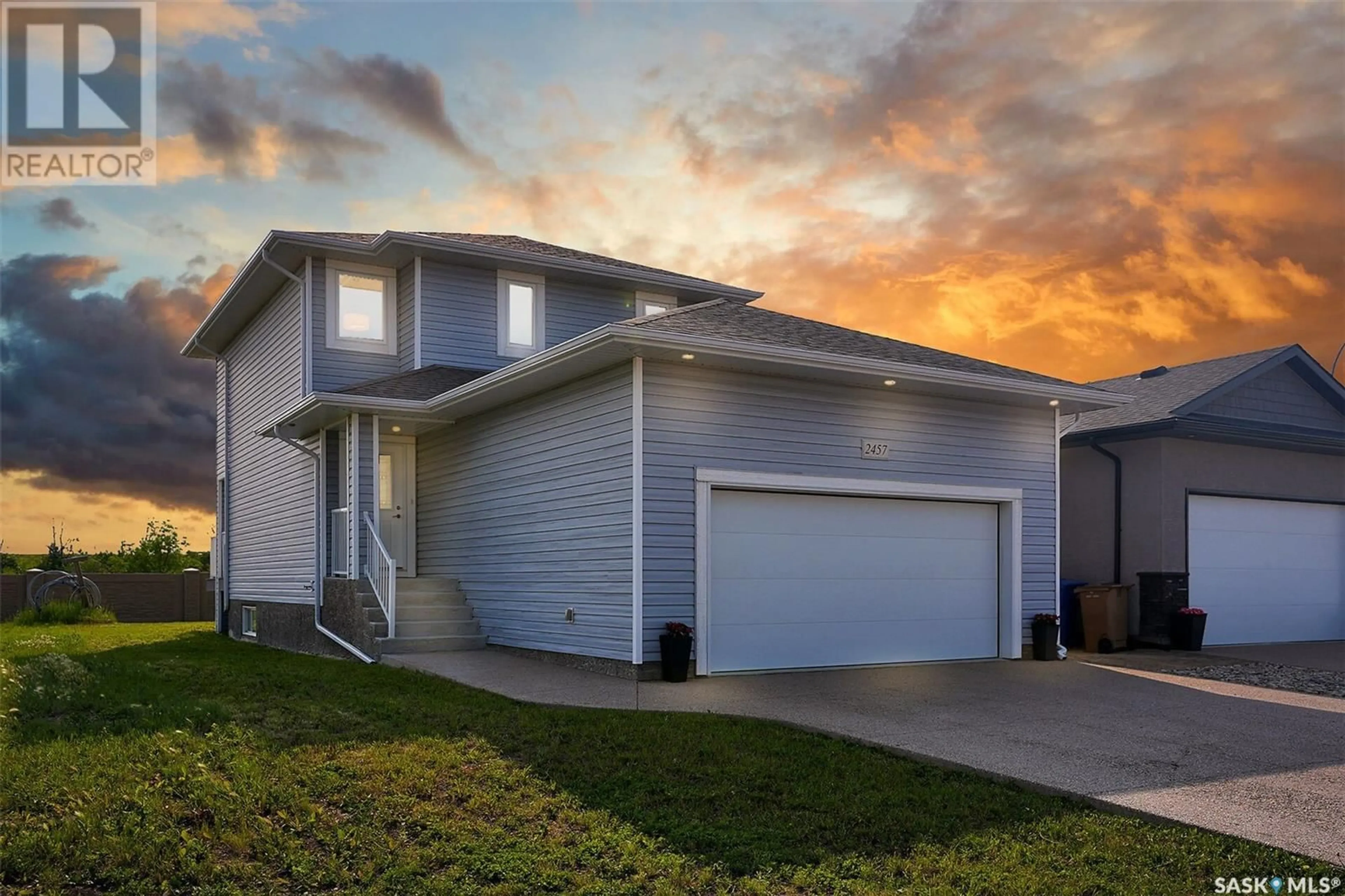 Frontside or backside of a home, cottage for 2457 Saunders CRESCENT, Regina Saskatchewan S4X0N8