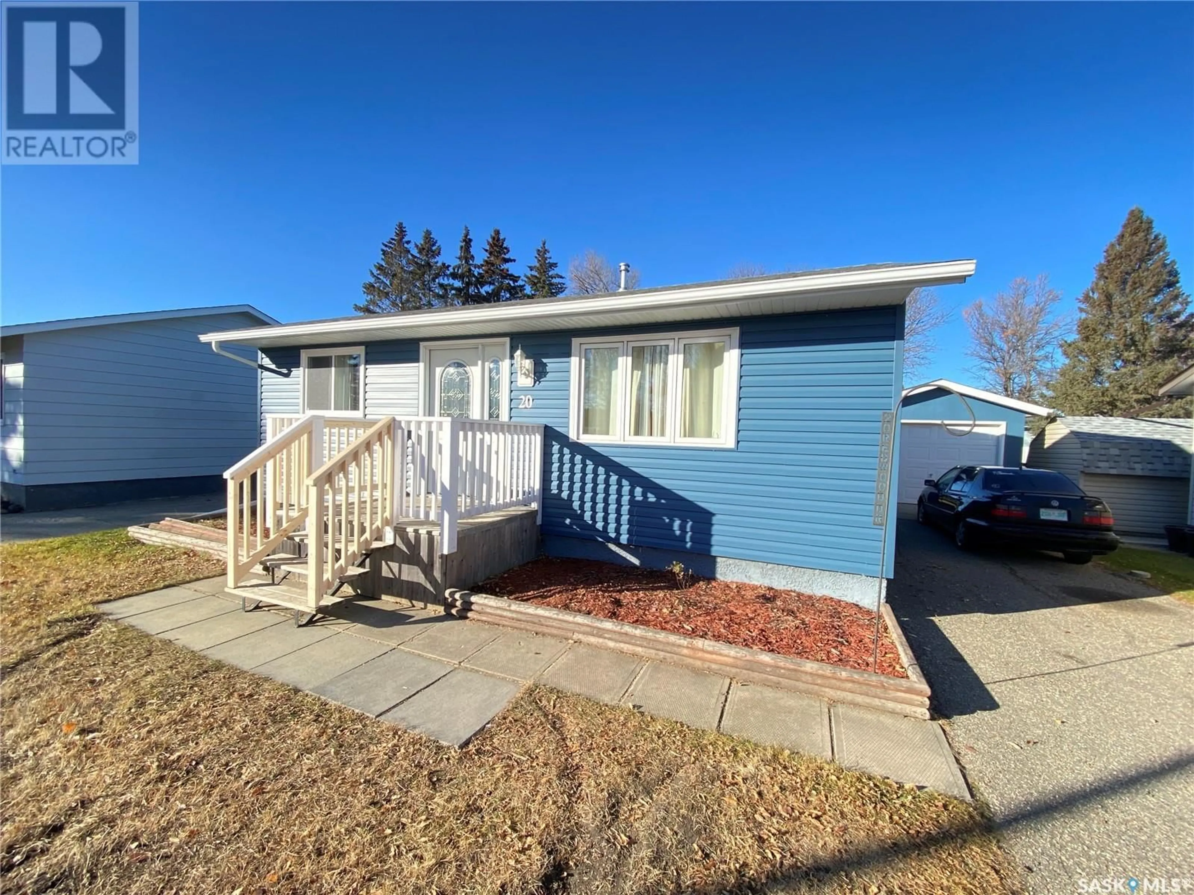 A pic from exterior of the house or condo, cottage for 20 Redwood DRIVE, Yorkton Saskatchewan S3N3X7