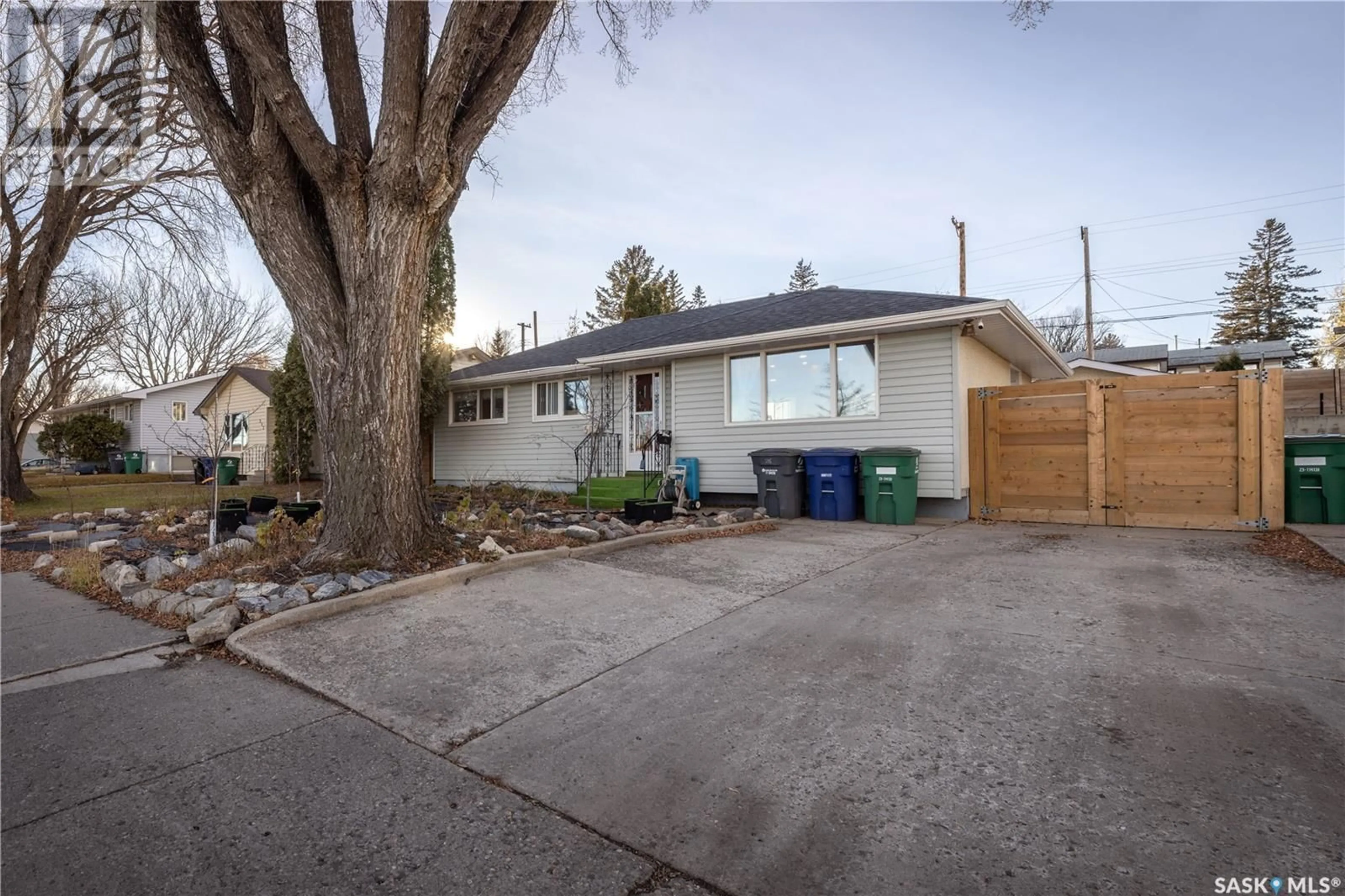 Frontside or backside of a home, the fenced backyard for 505 O AVENUE N, Saskatoon Saskatchewan S7L2V4