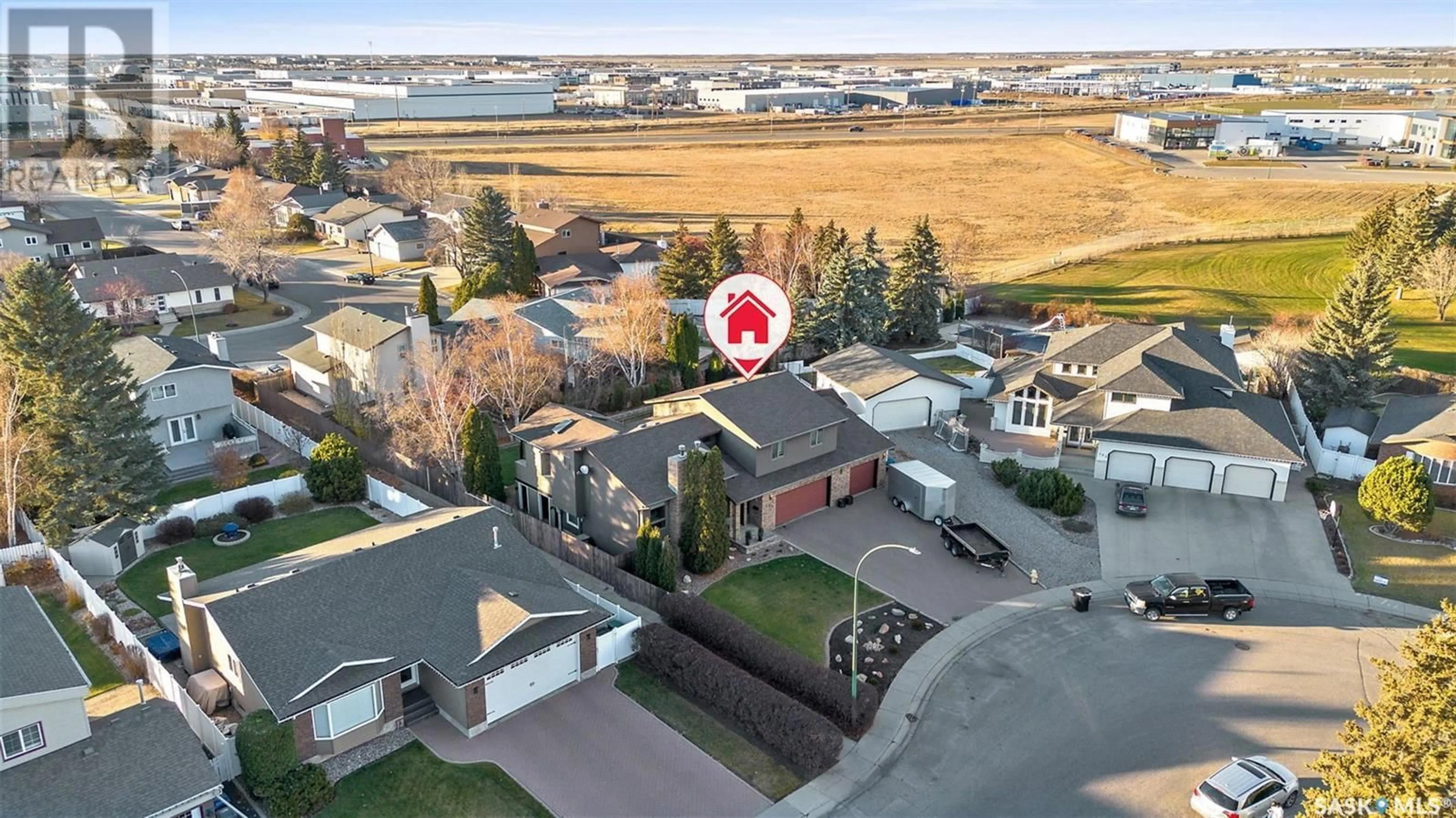 A pic from exterior of the house or condo, the street view for 151 Neusch CRESCENT, Saskatoon Saskatchewan S7K7V4