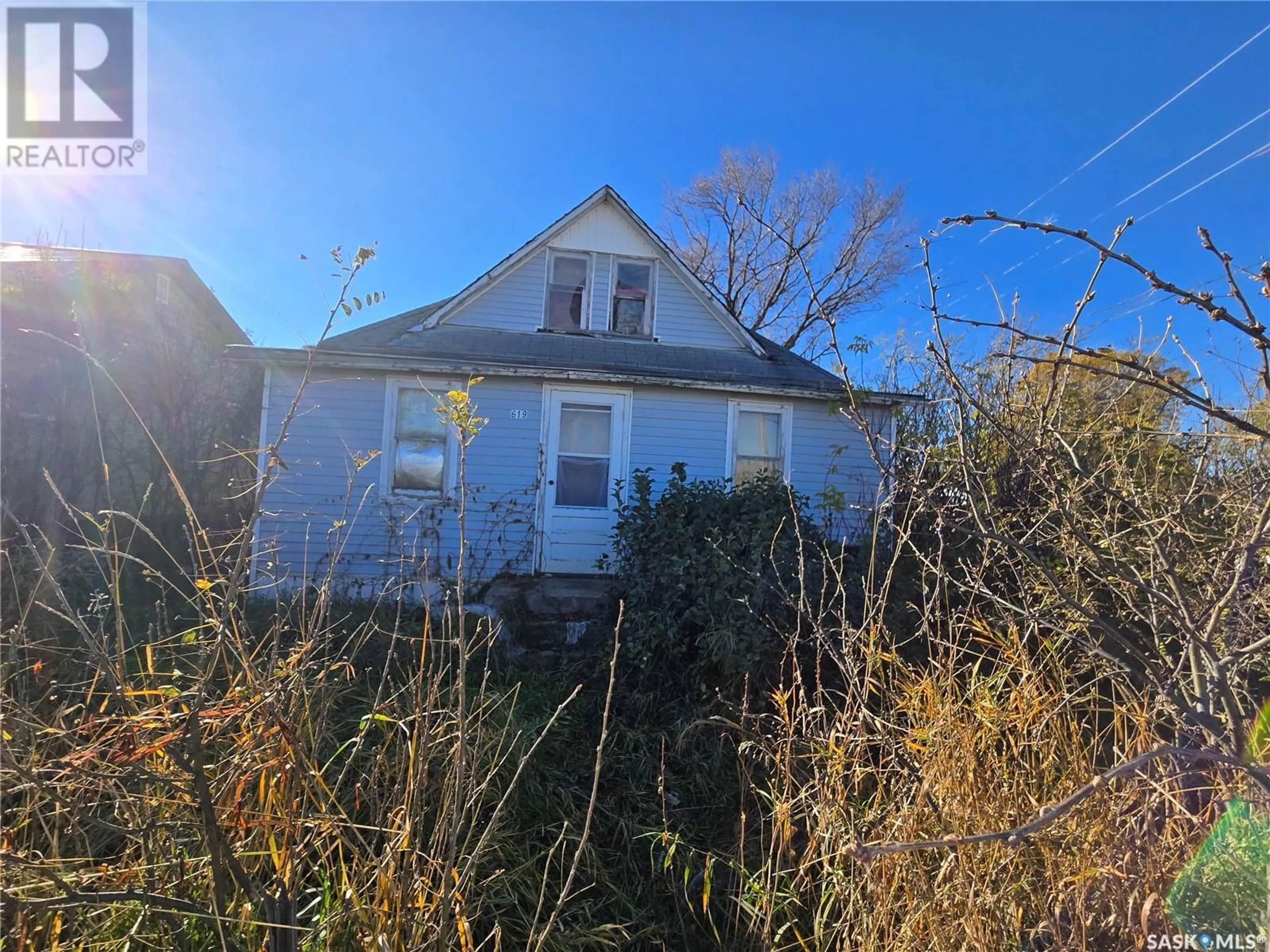 Frontside or backside of a home, cottage for 619 Railway STREET, Kipling Saskatchewan S0G2S0