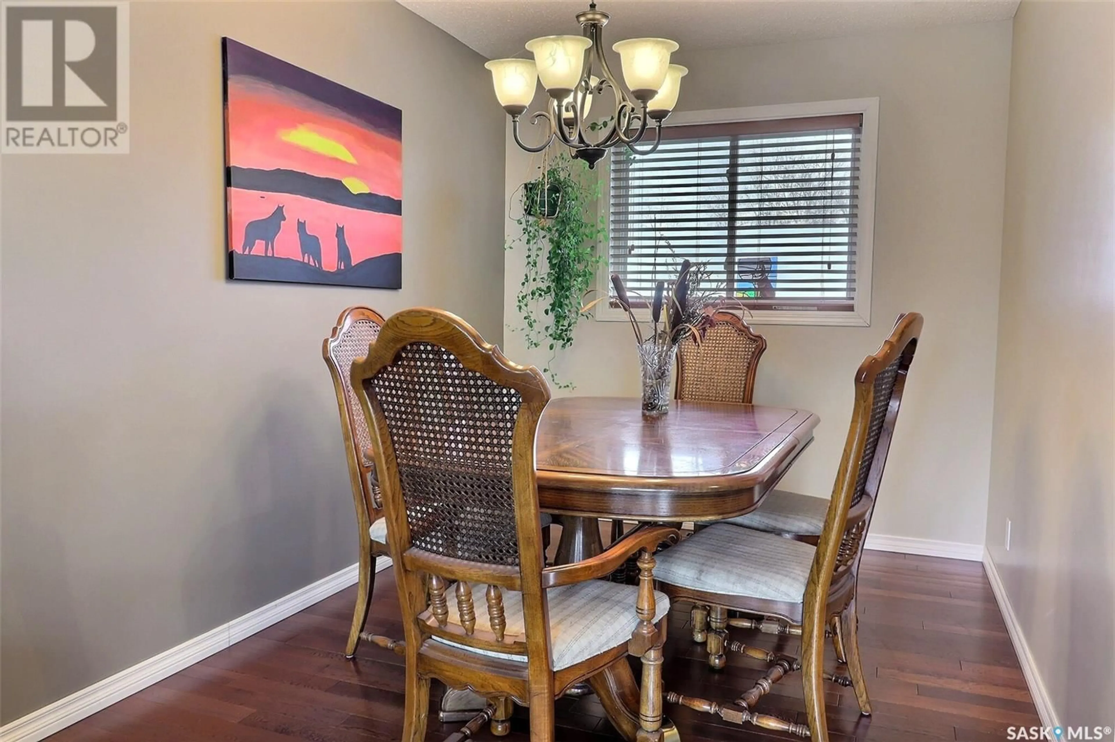 Dining room, wood floors, cottage for 3180 Grey Owl CRESCENT, Prince Albert Saskatchewan S6V6X5