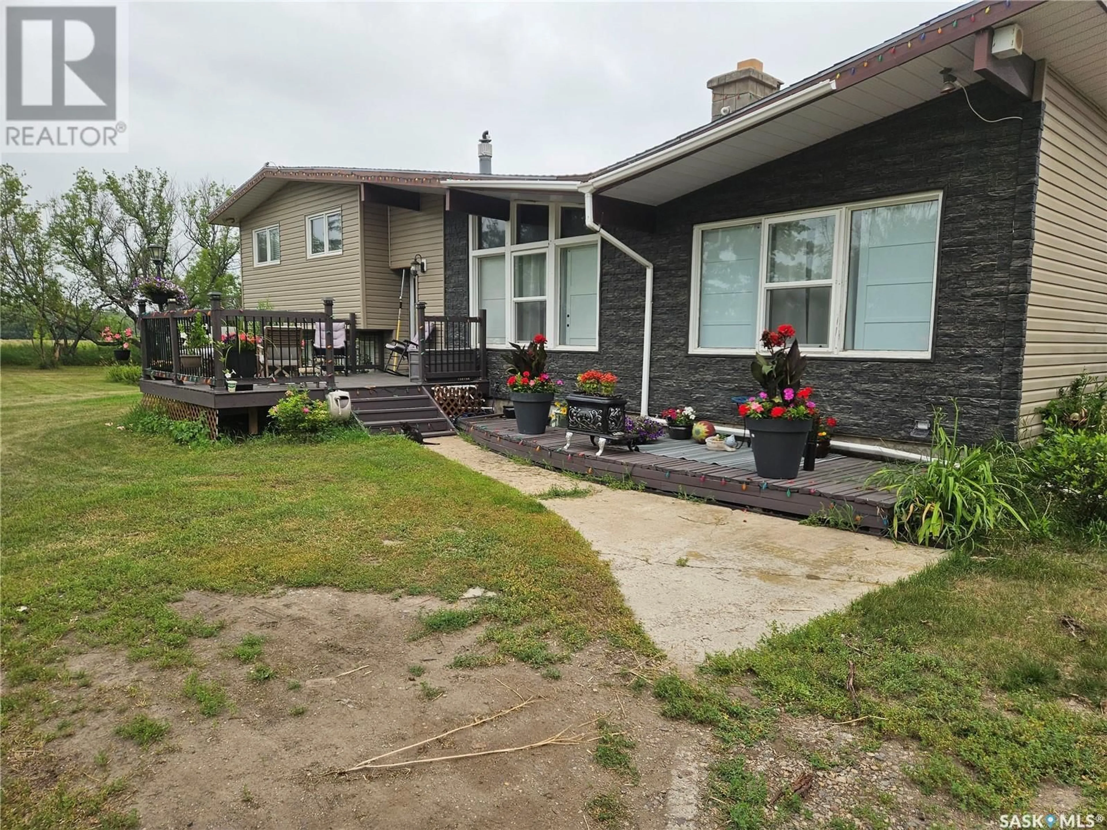 Frontside or backside of a home, cottage for 3762 Haliburton AVENUE, Furdale Saskatchewan S7T1B2