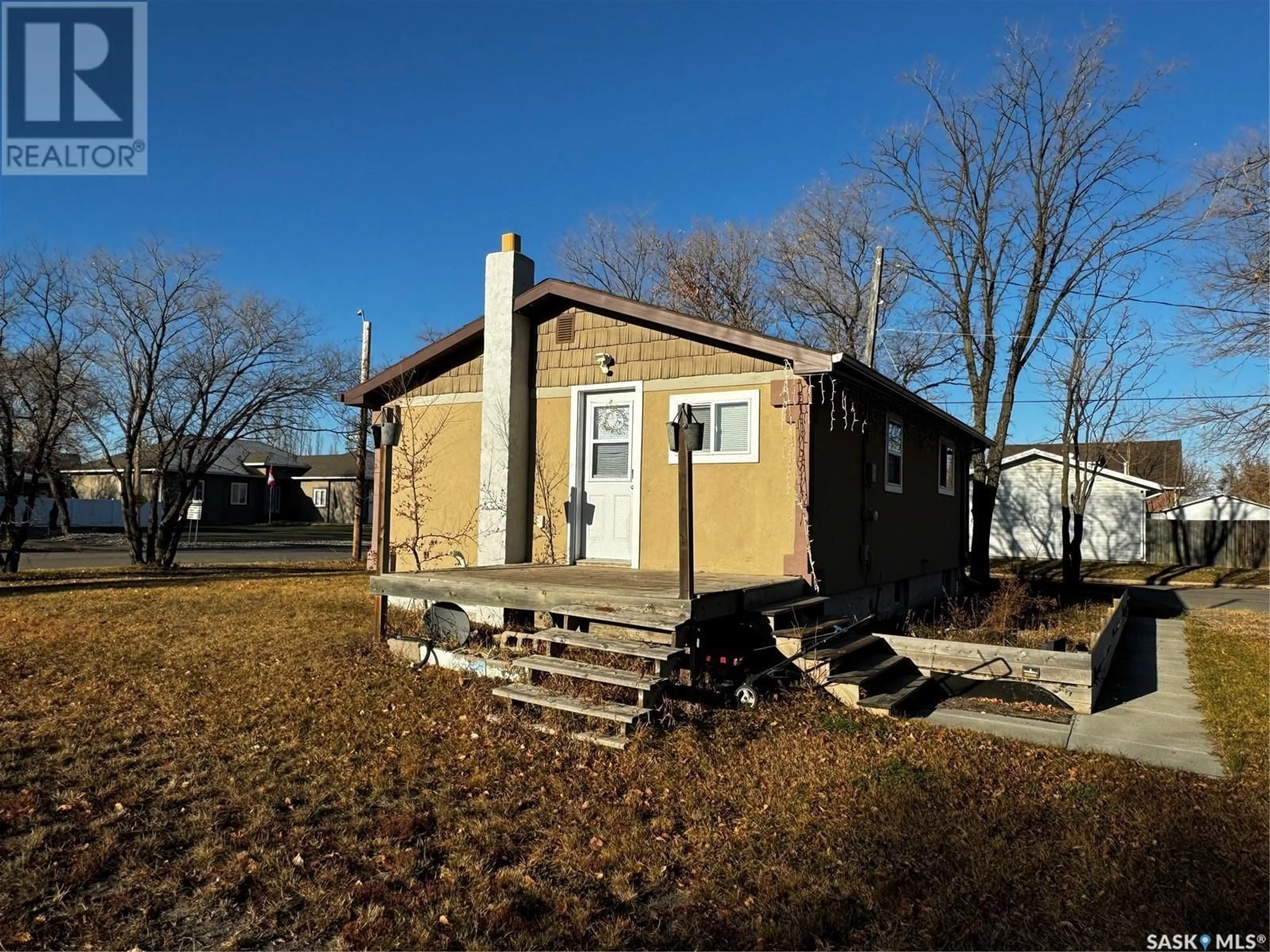 Frontside or backside of a home, cottage for 502 Main STREET, Lampman Saskatchewan S0C1N0