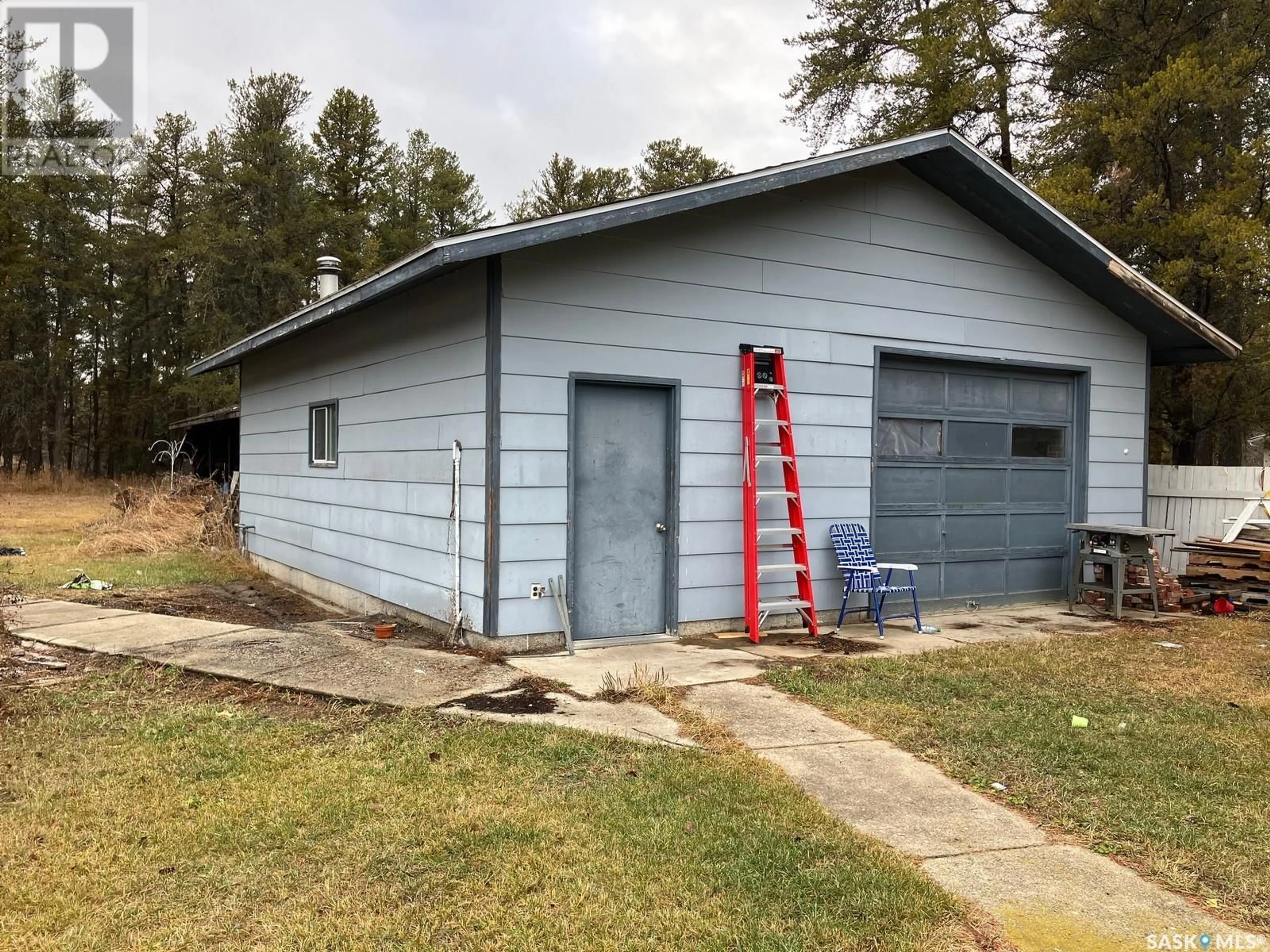 Shed for 606 Alfred STREET, Nipawin Rm No. 487 Saskatchewan S0E1E0