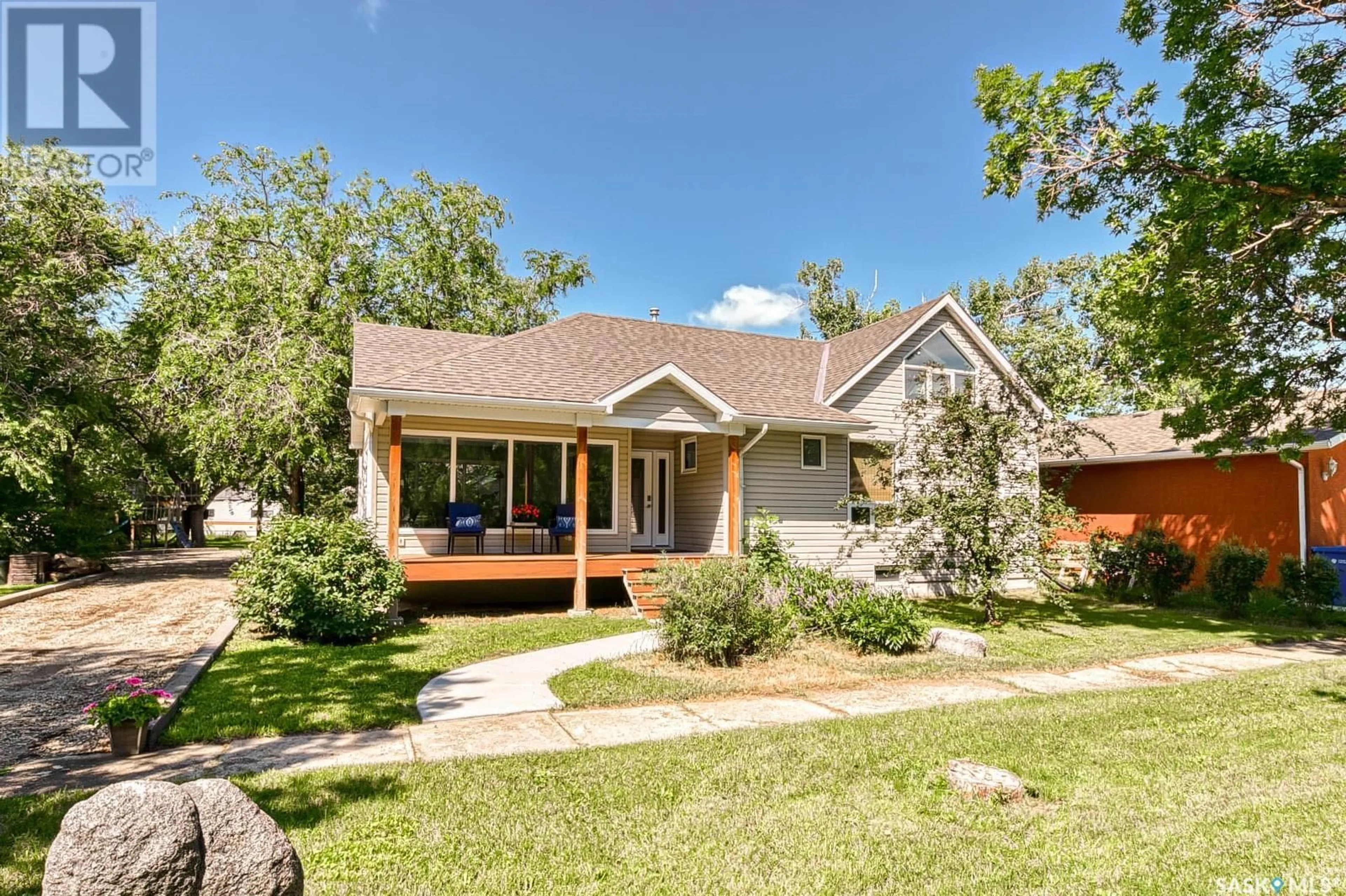 Frontside or backside of a home, cottage for 127 5th STREET, Milestone Saskatchewan S0G3L0