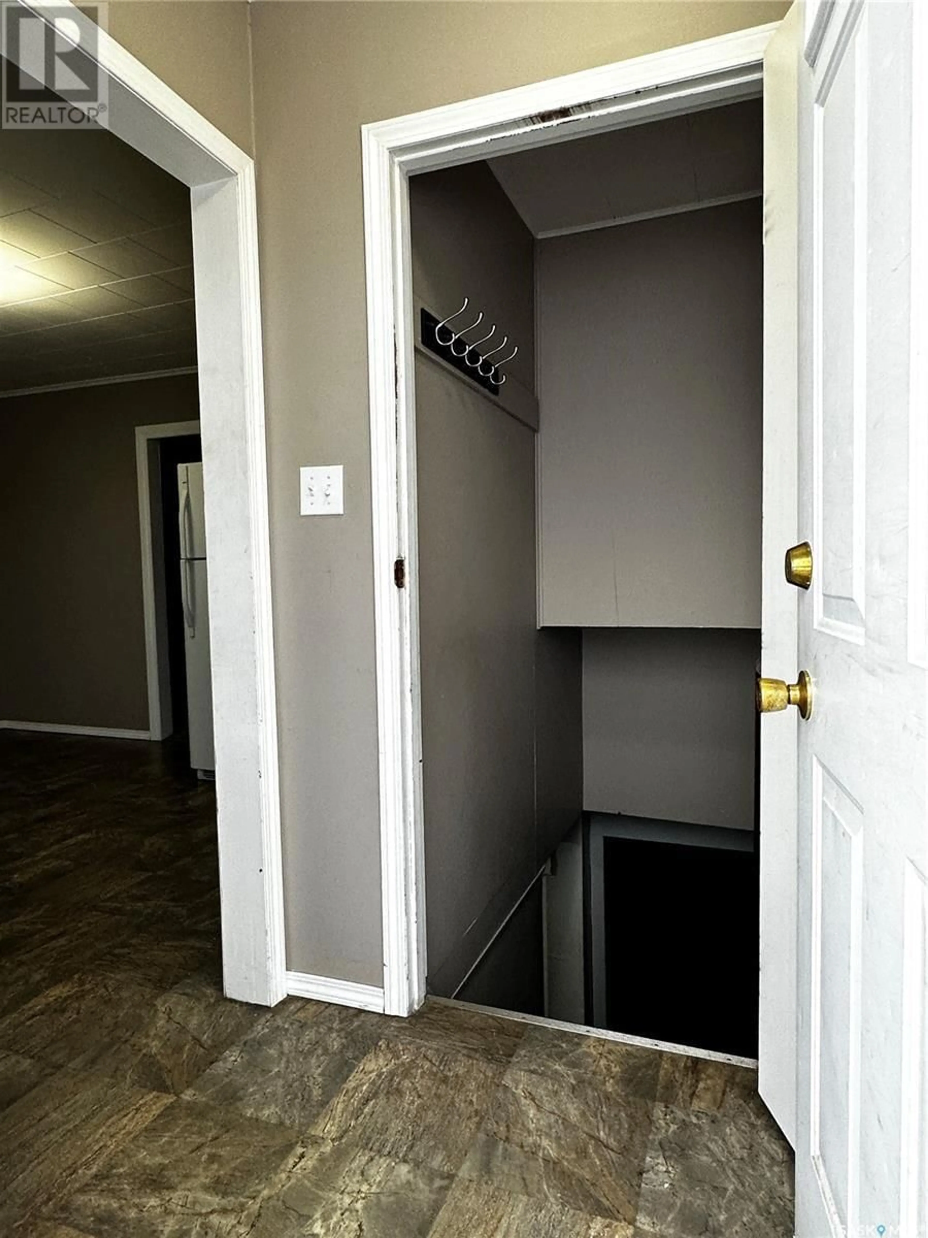 Indoor entryway, unknown floor for 339 2nd AVENUE E, Melville Saskatchewan S0A2P0