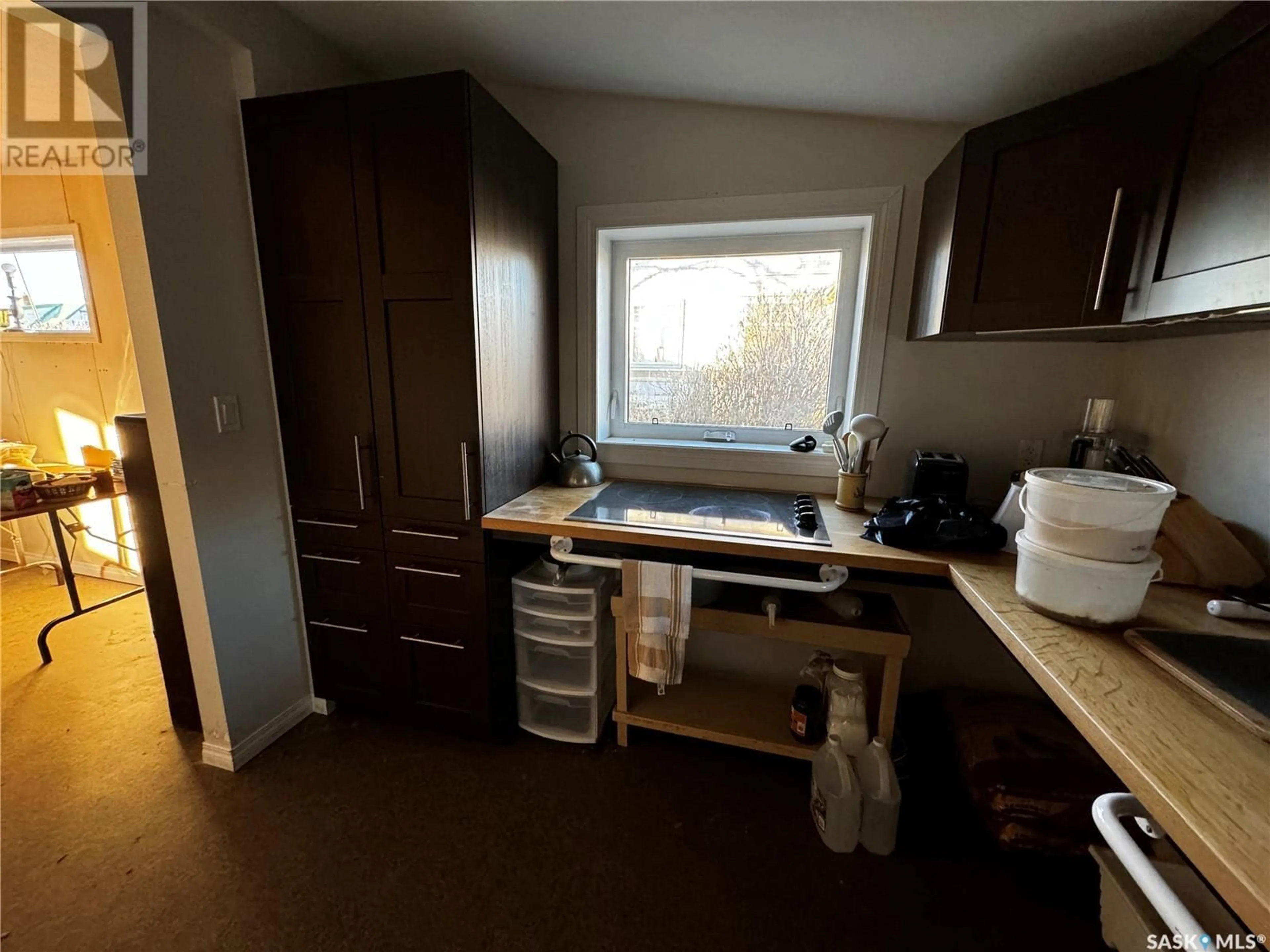 Kitchen, not visible floor, cottage for 101 4th AVENUE W, Gravelbourg Saskatchewan S0H1X0