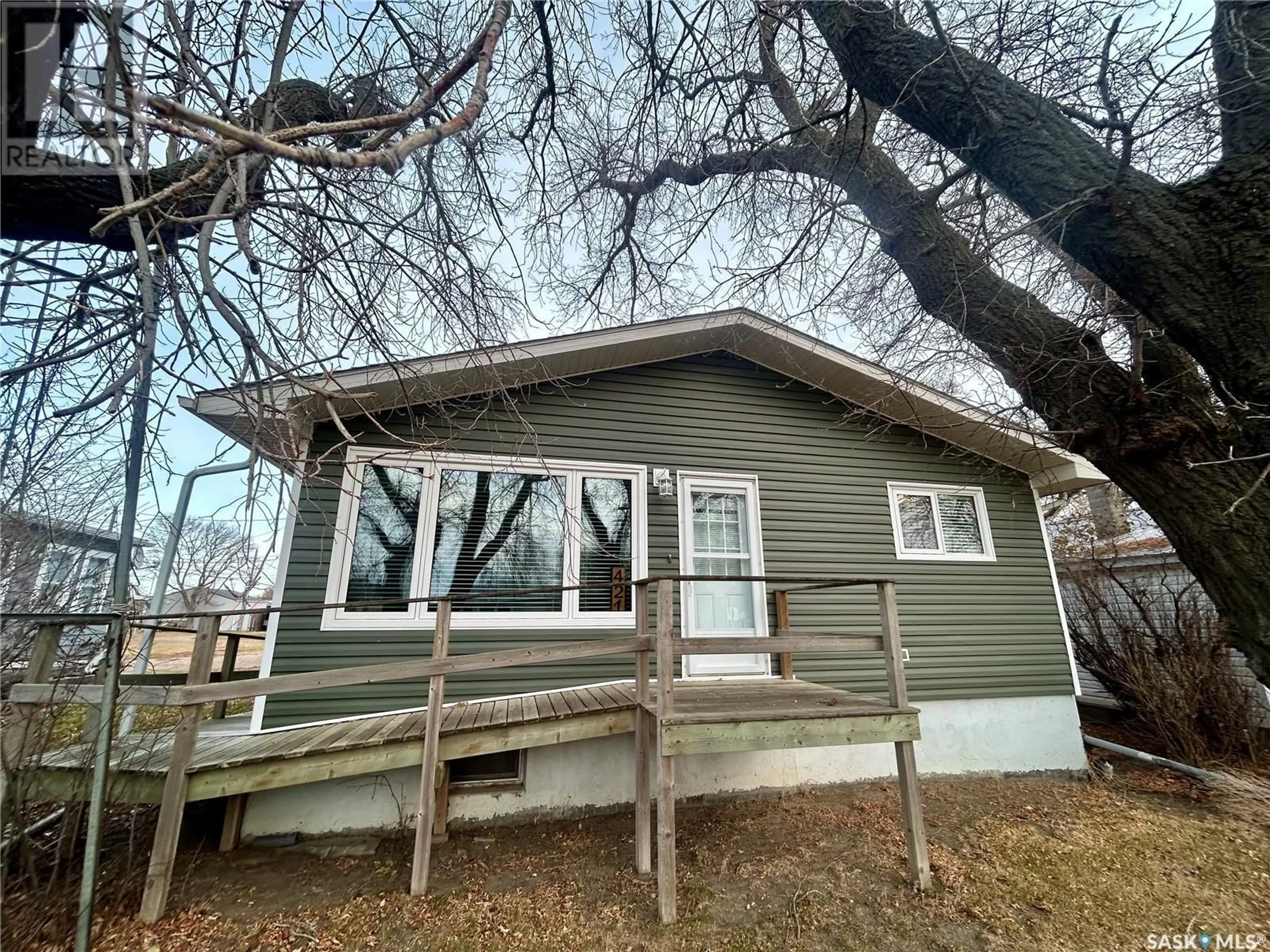 A pic from exterior of the house or condo, cottage for 421 Taylor STREET, Bienfait Saskatchewan S0C0M0