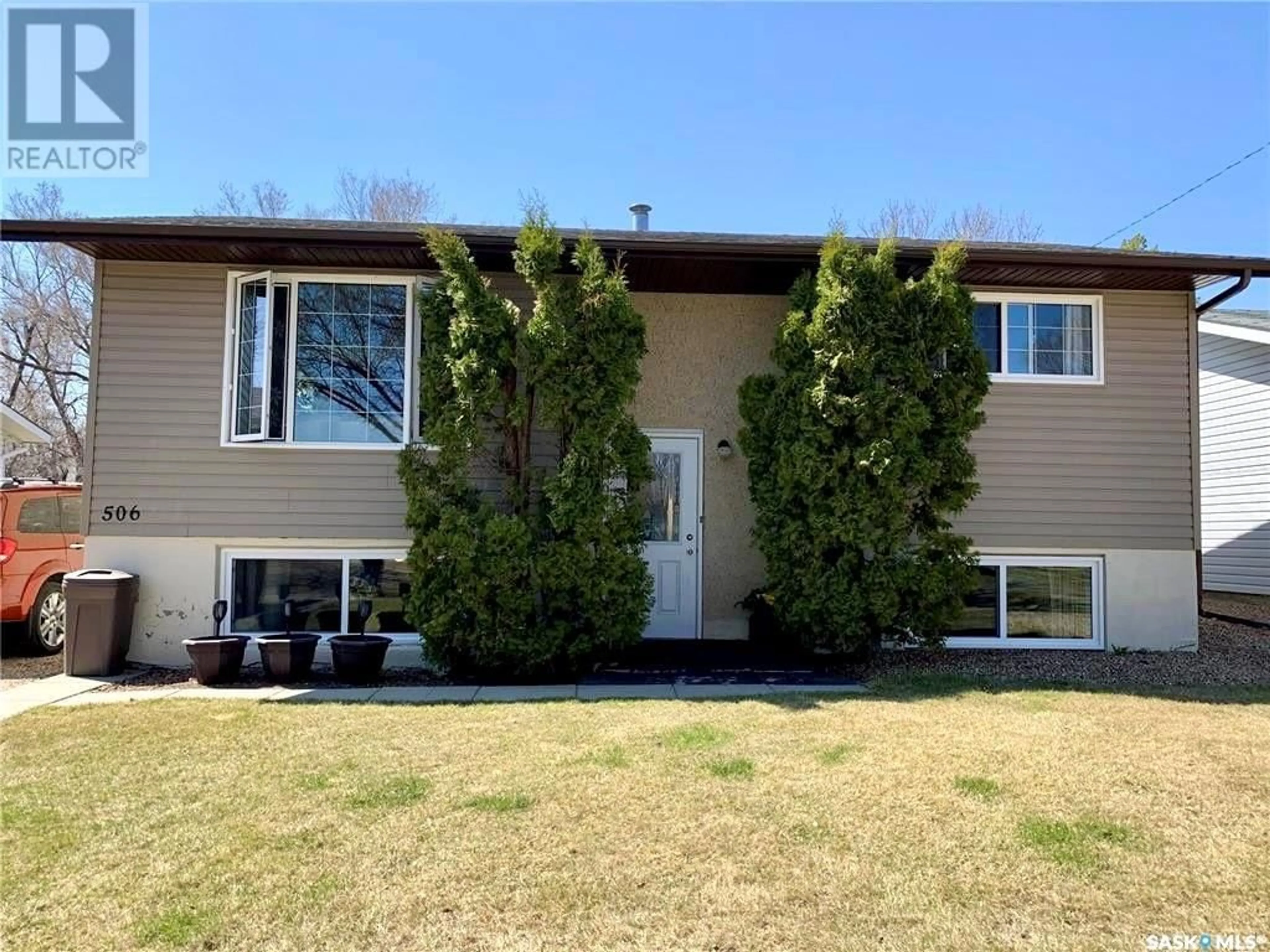 Frontside or backside of a home, cottage for 506 REED STREET, Morse Saskatchewan S0H3C0