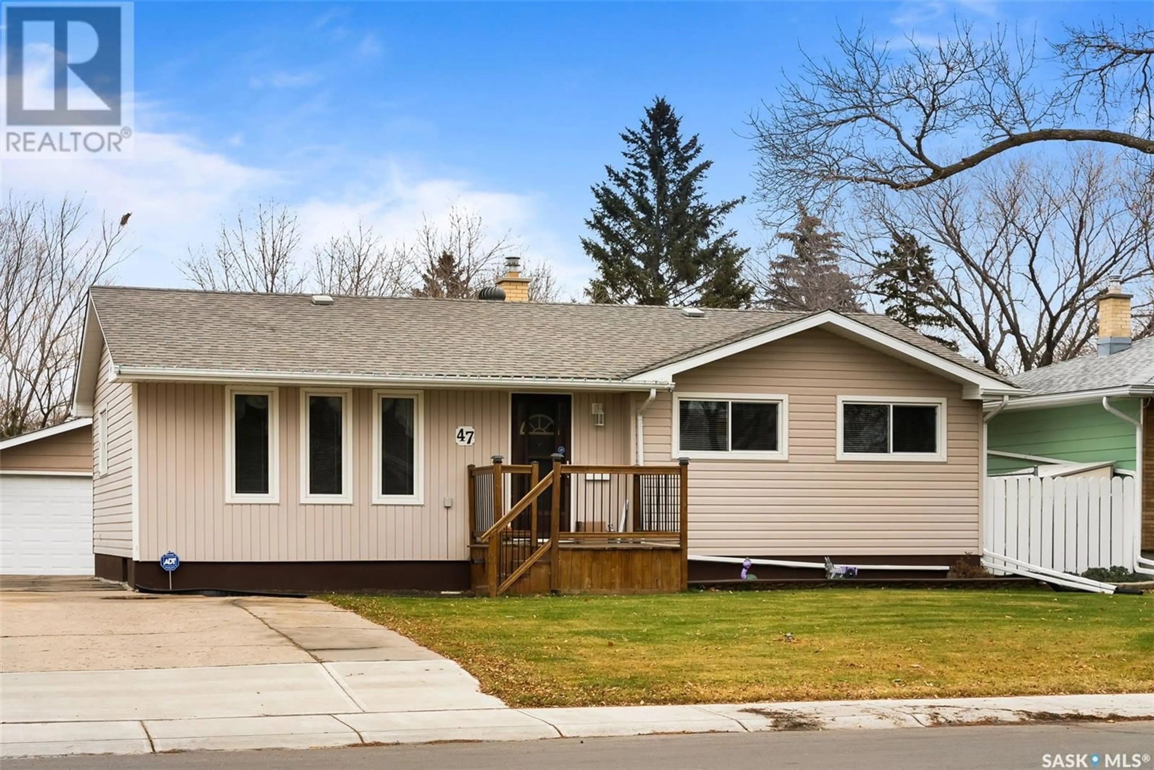 Frontside or backside of a home, cottage for 47 Cannon STREET, Regina Saskatchewan S4N1L9