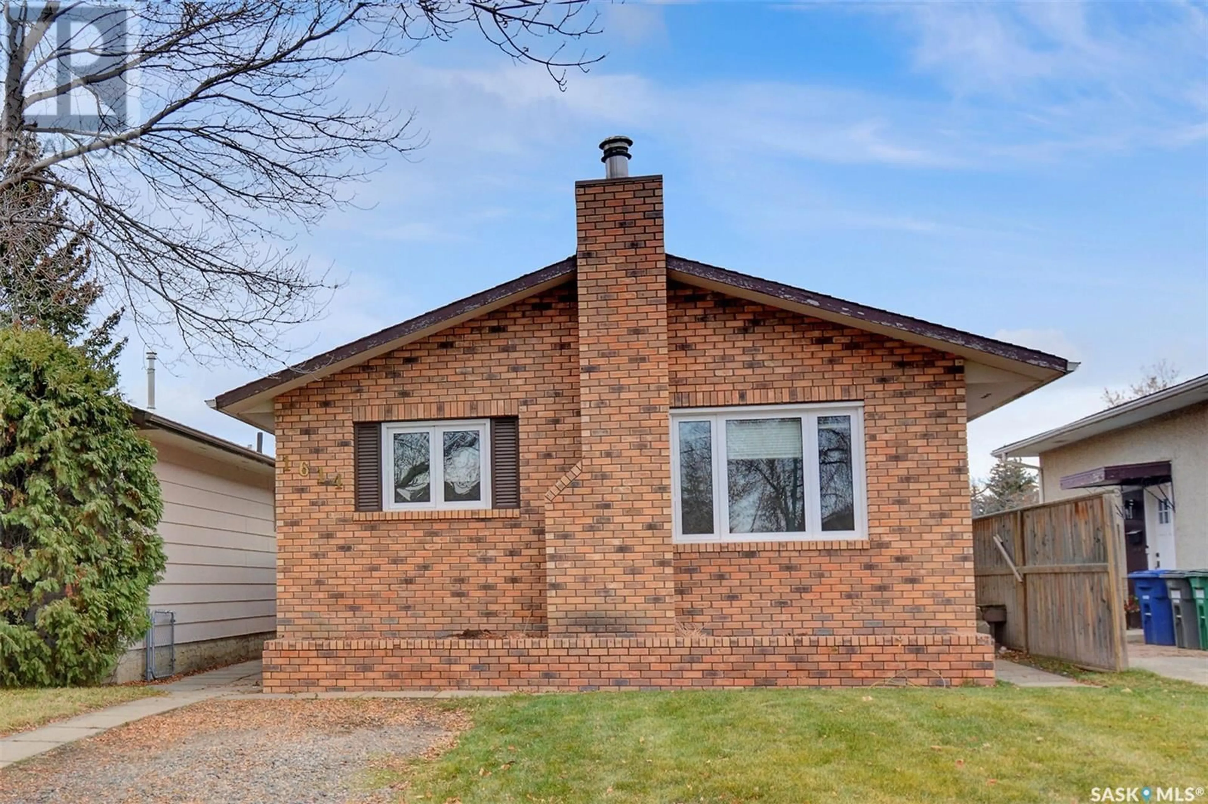 Home with brick exterior material for 1614 Bradwell AVENUE, Saskatoon Saskatchewan S7N2P1