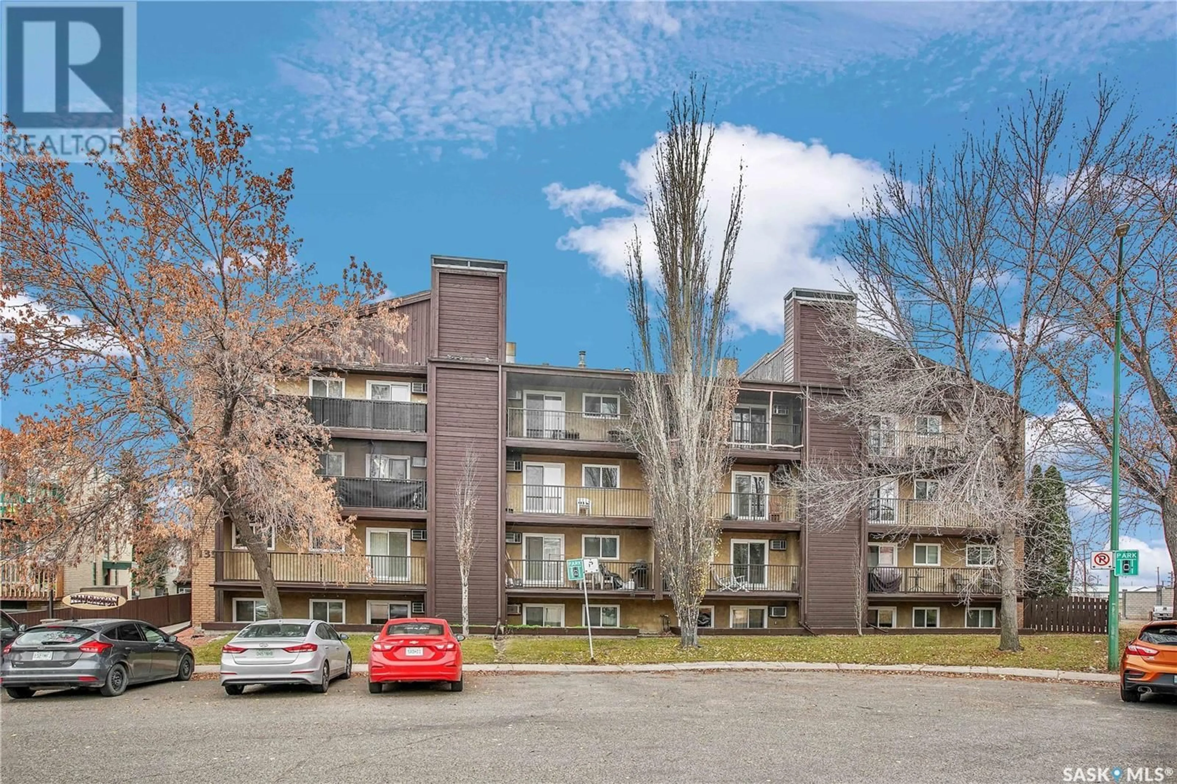 A pic from exterior of the house or condo, the front or back of building for 106 139 St Lawrence COURT, Saskatoon Saskatchewan S7K4H3