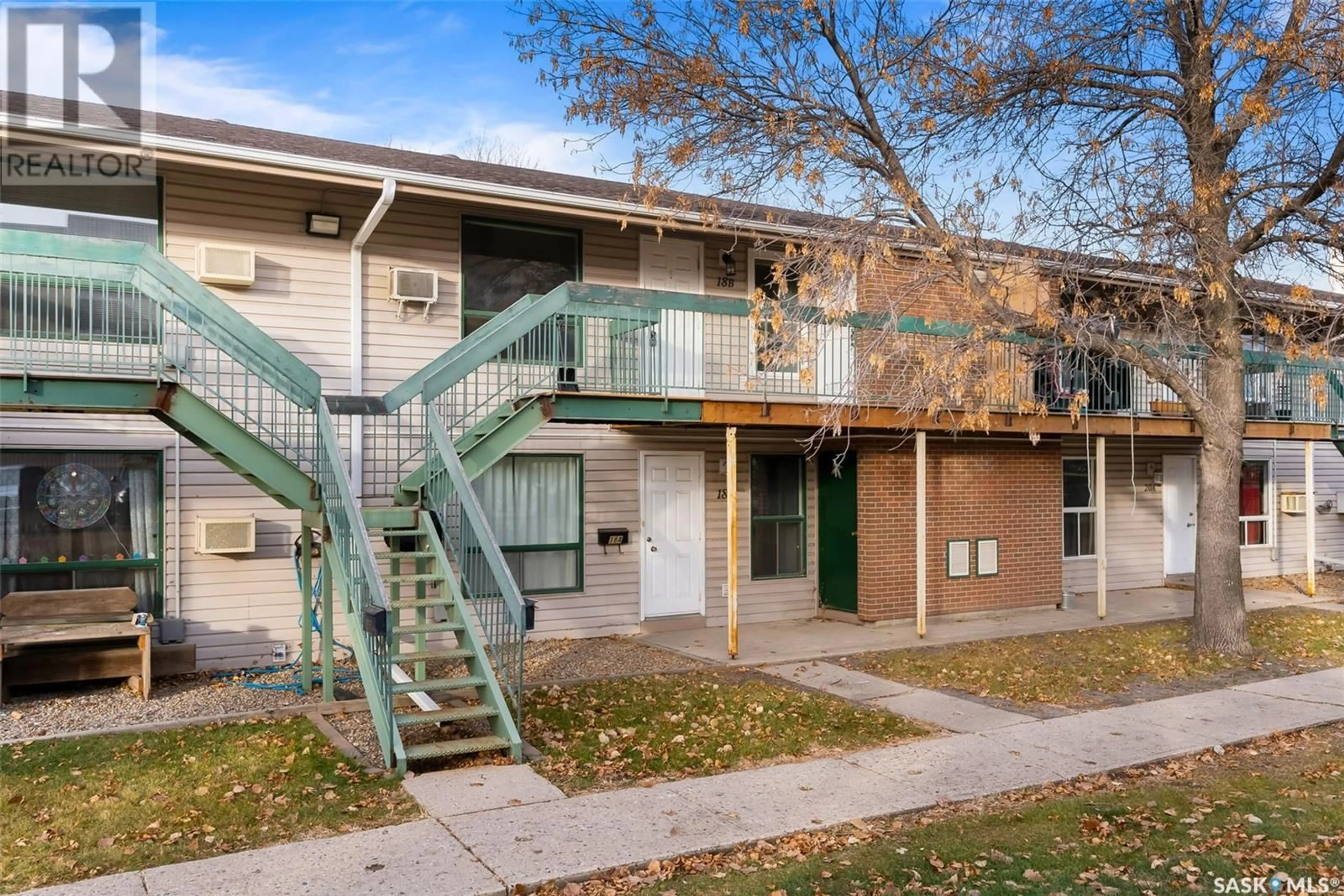 A pic from exterior of the house or condo, the front or back of building for 18B Nollet AVENUE, Regina Saskatchewan S4T7P9