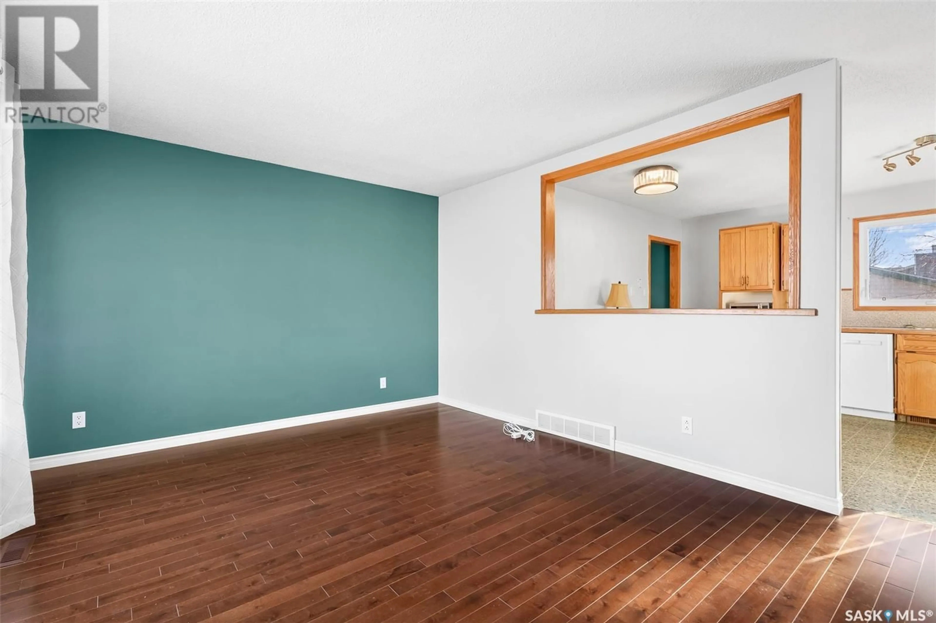 A pic of a room, wood floors for 1539 Glendale STREET, Moose Jaw Saskatchewan S6H7B3