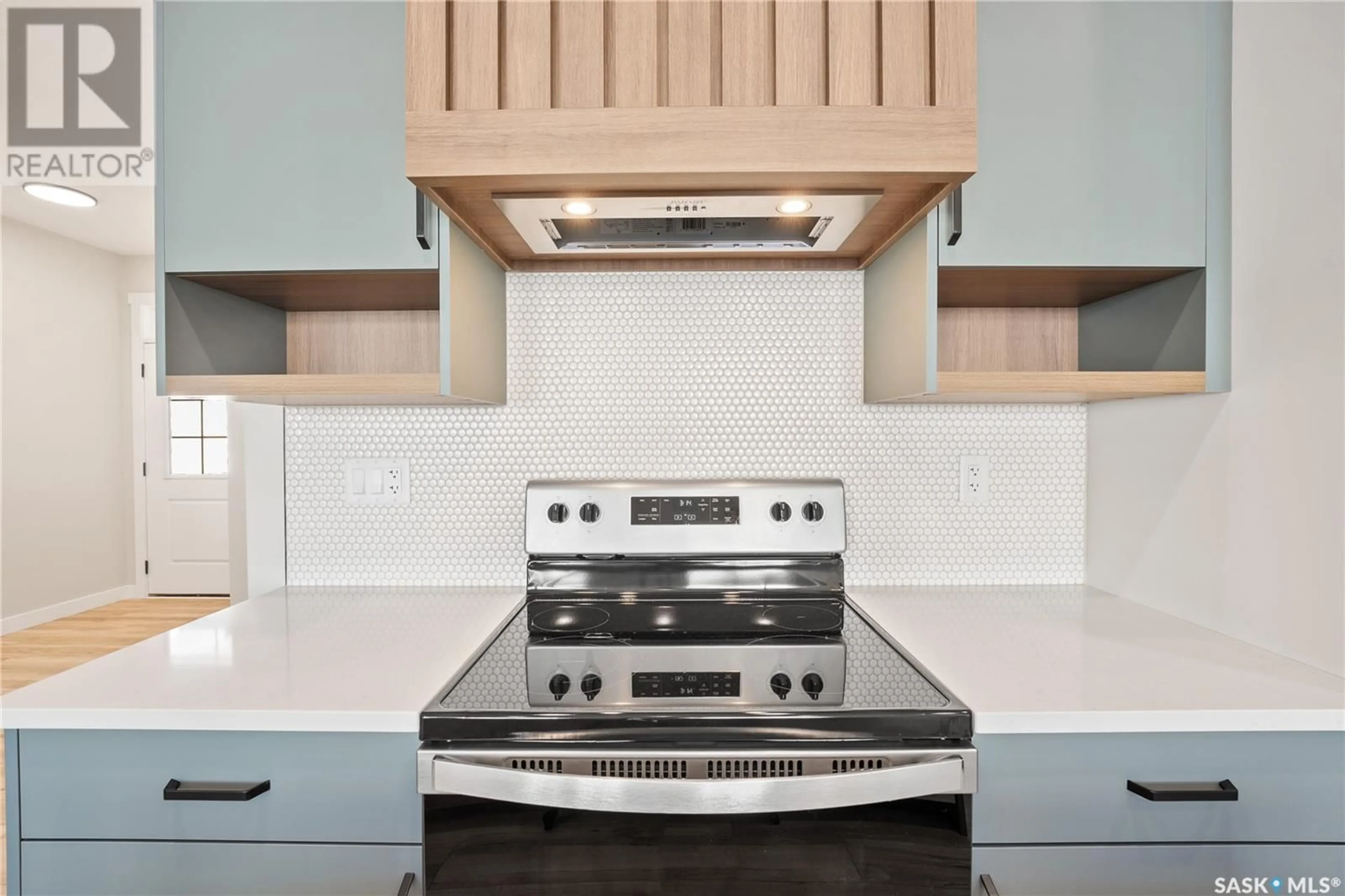 Standard kitchen, ceramic/tile floor for 447 Fortosky MANOR, Saskatoon Saskatchewan S7M5X5