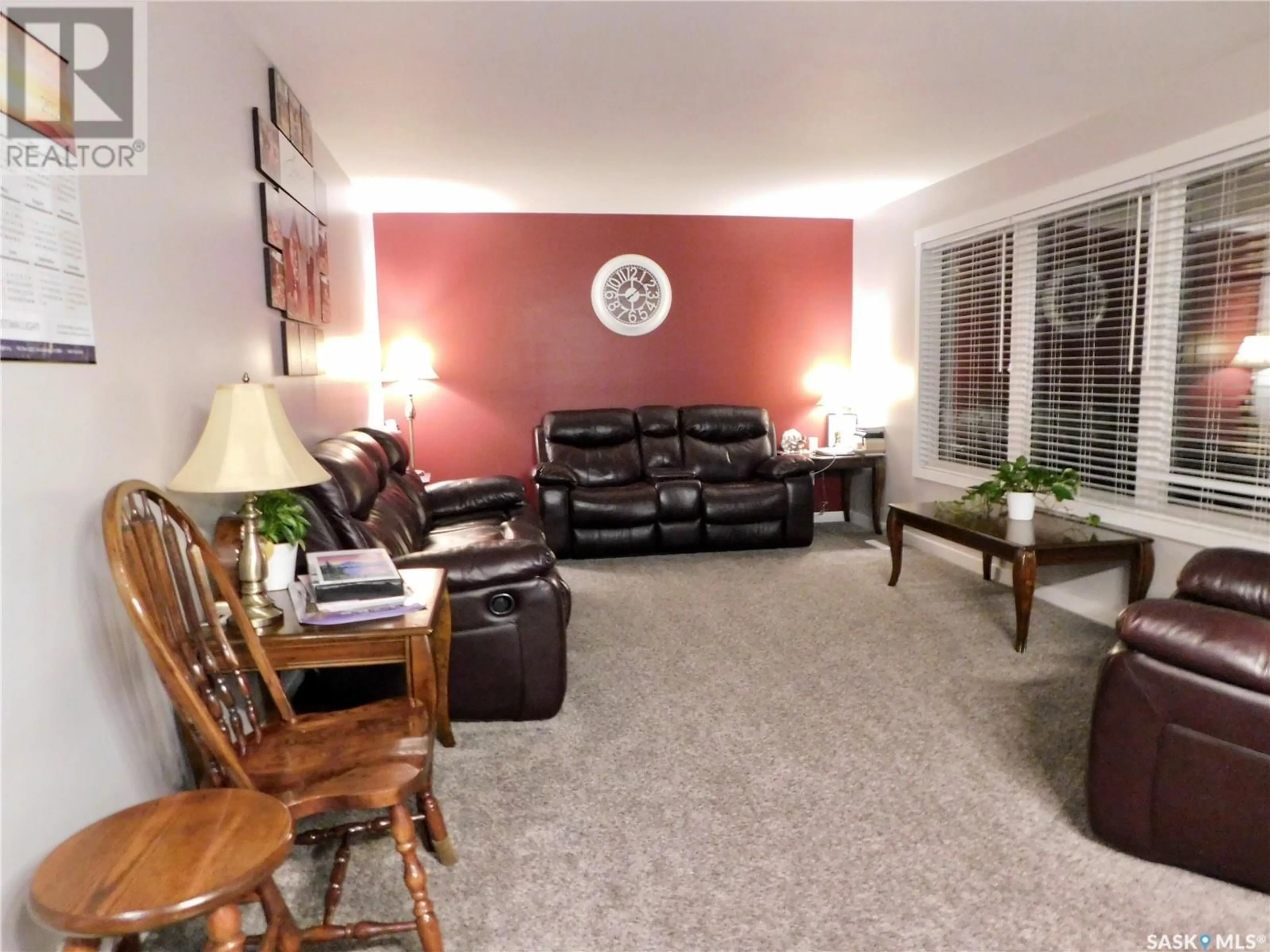 Living room, carpet floors for 103 1st STREET, Limerick Saskatchewan S0H2P0