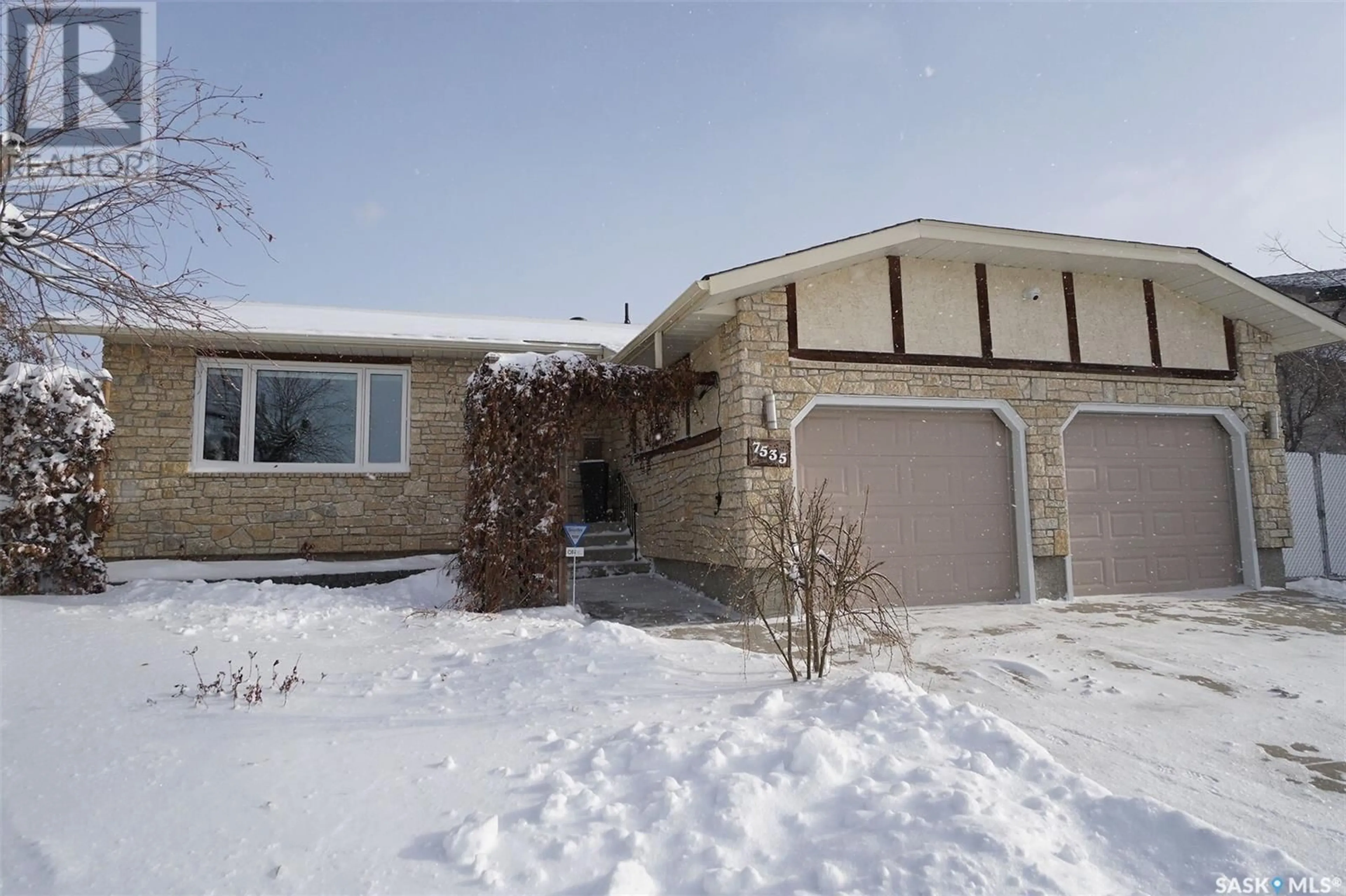 Frontside or backside of a home, the street view for 7535 Butler BAY, Regina Saskatchewan S4Y1B9