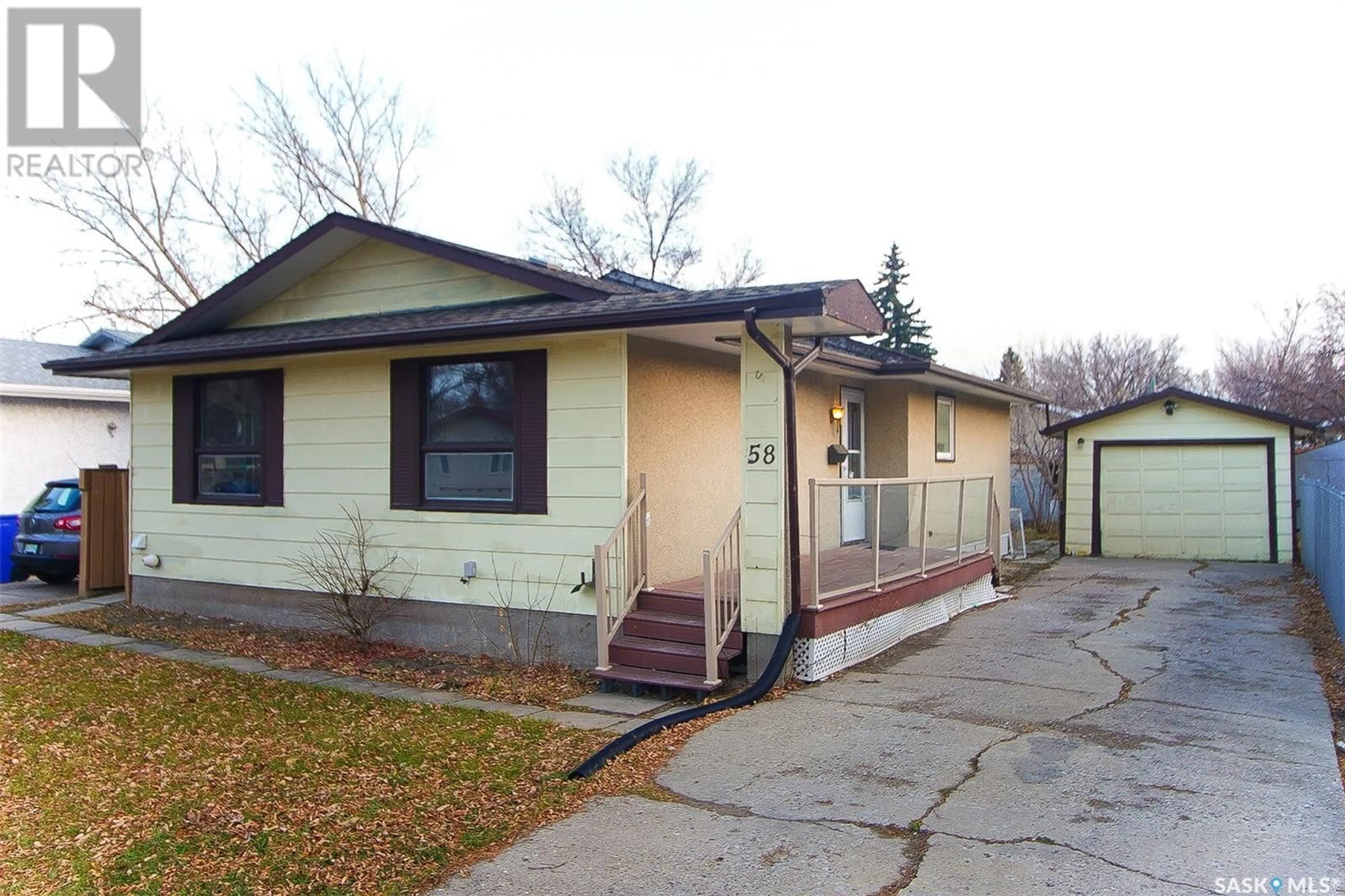 Frontside or backside of a home, the front or back of building for 58 HOOPER BAY, Regina Saskatchewan S4N4V9