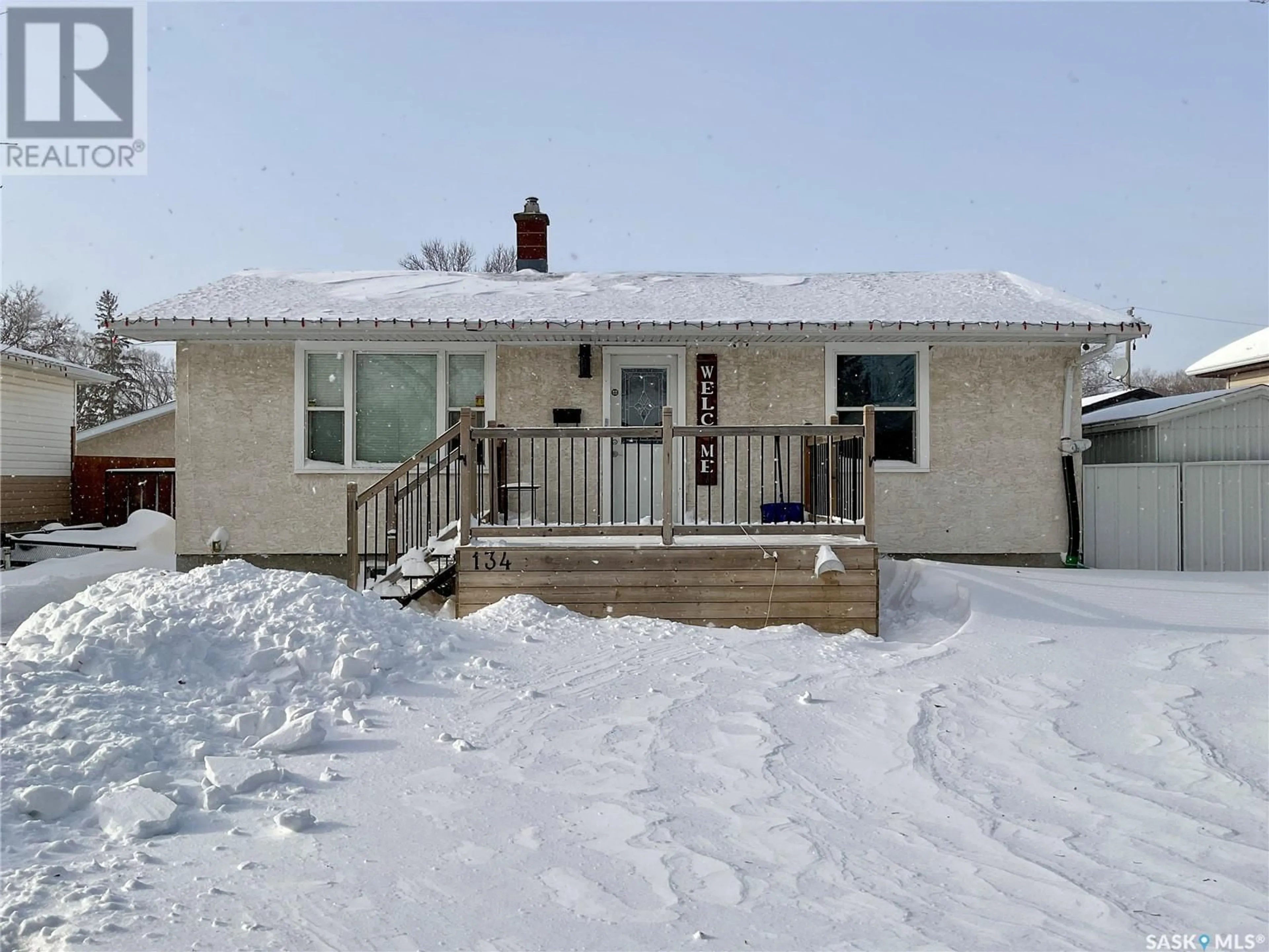 A pic from exterior of the house or condo, cottage for 134 MONTREAL STREET N, Regina Saskatchewan S4R2S7