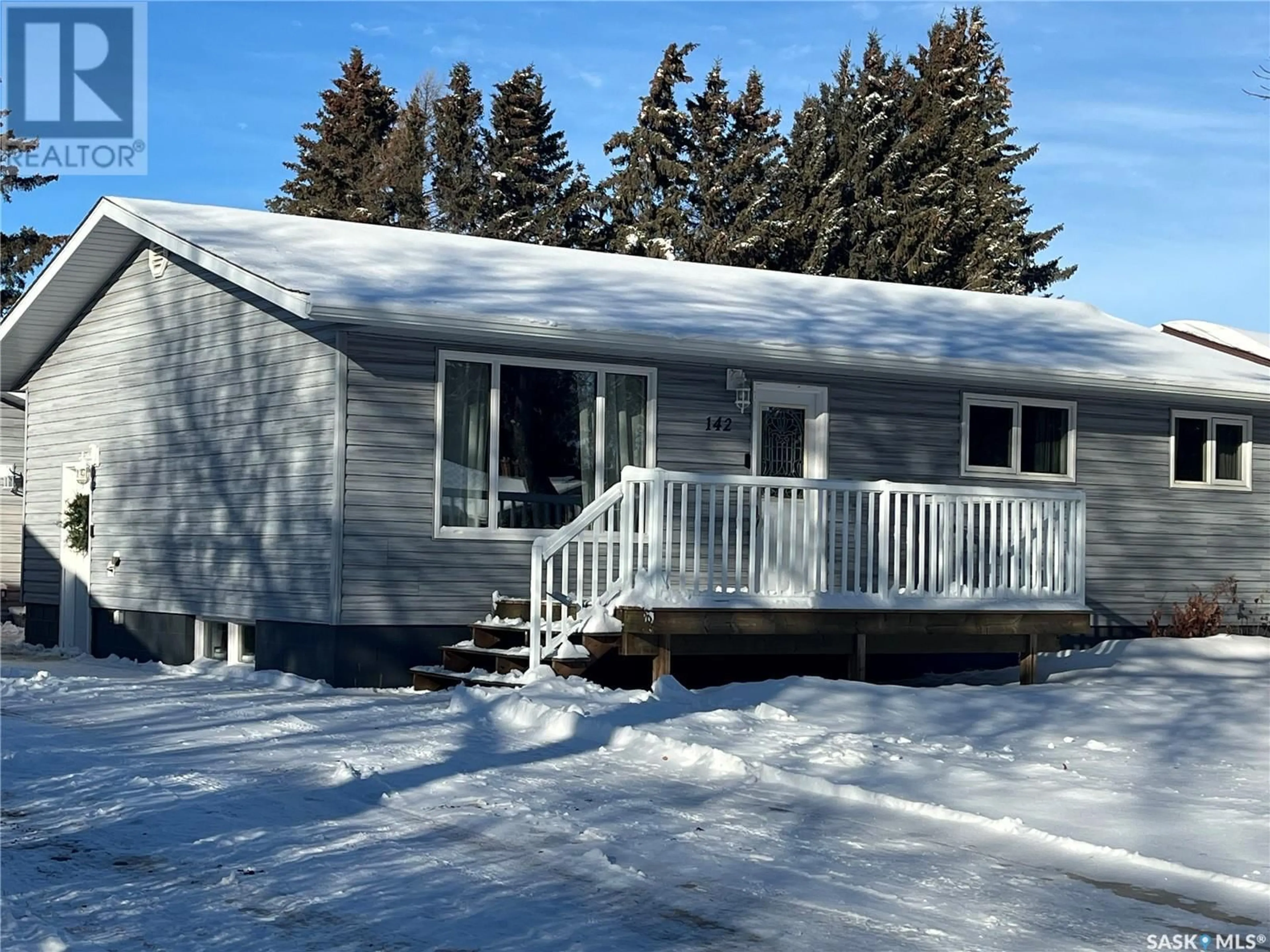 A pic from exterior of the house or condo, cottage for 142 Circlebrooke DRIVE, Yorkton Saskatchewan S3N2S4