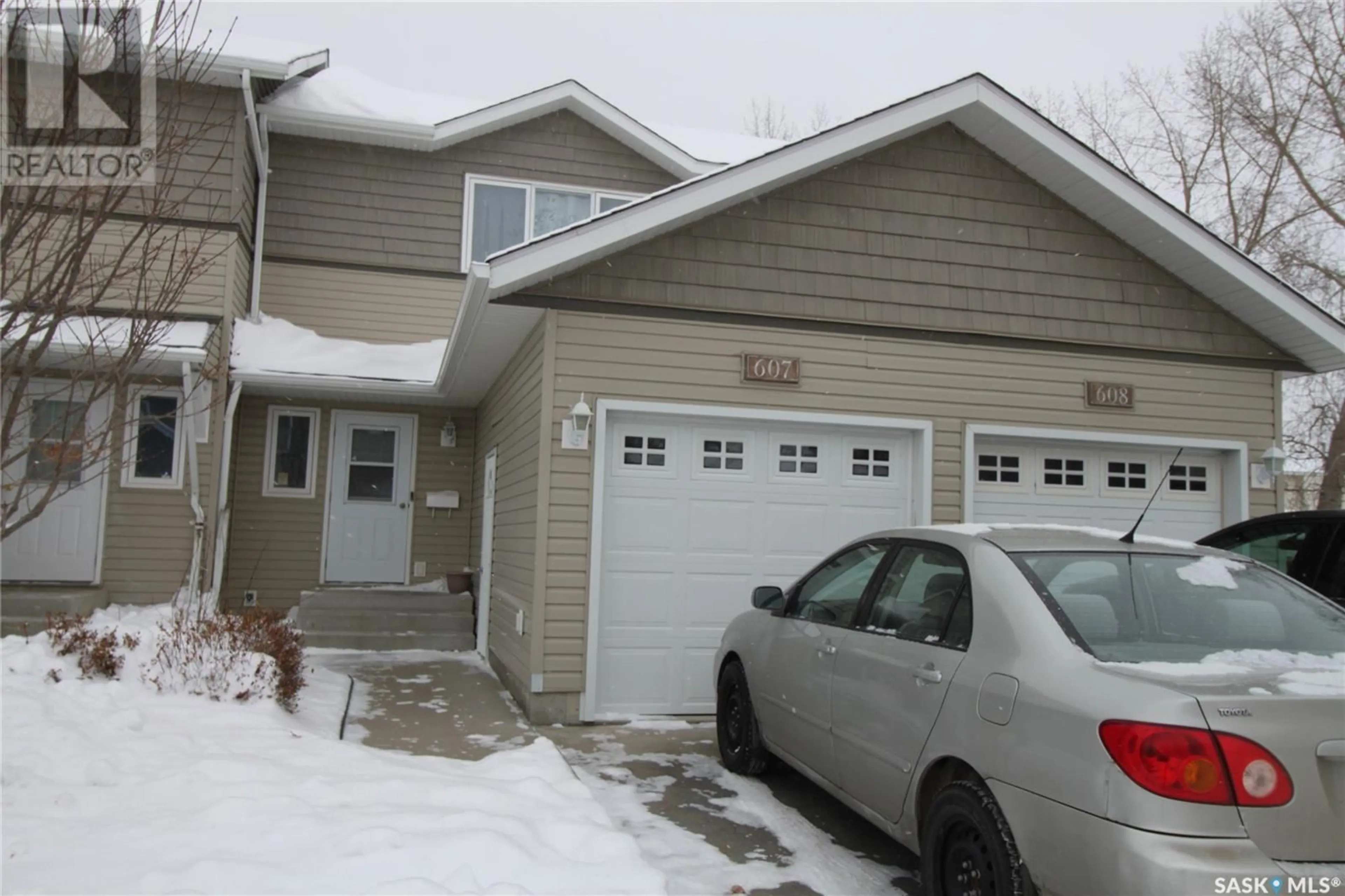 A pic from exterior of the house or condo, cottage for 607 715 Hart ROAD, Saskatoon Saskatchewan S7M3Y7