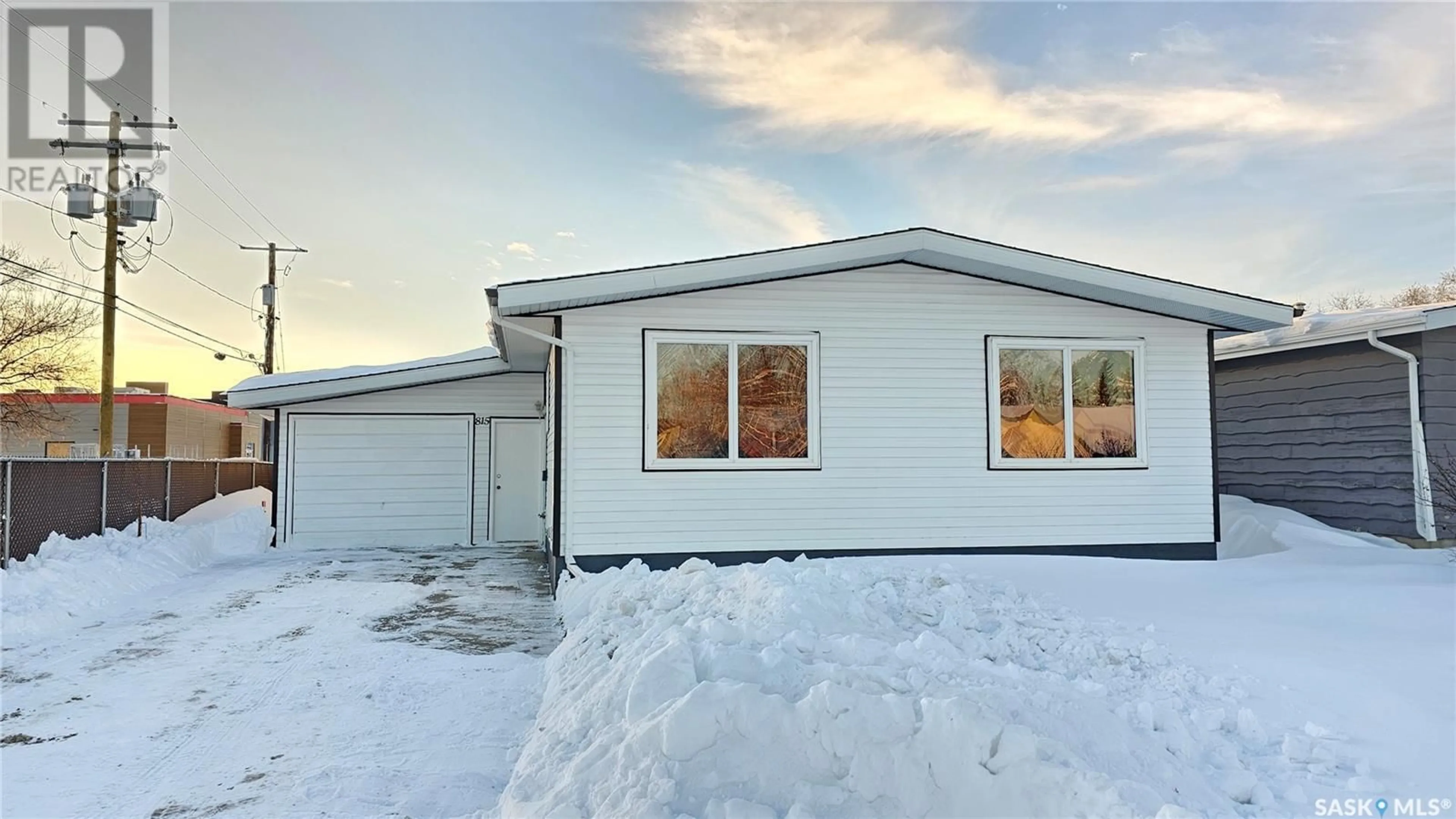 A pic from exterior of the house or condo, the street view for 815 16th STREET, Humboldt Saskatchewan S0K2A0