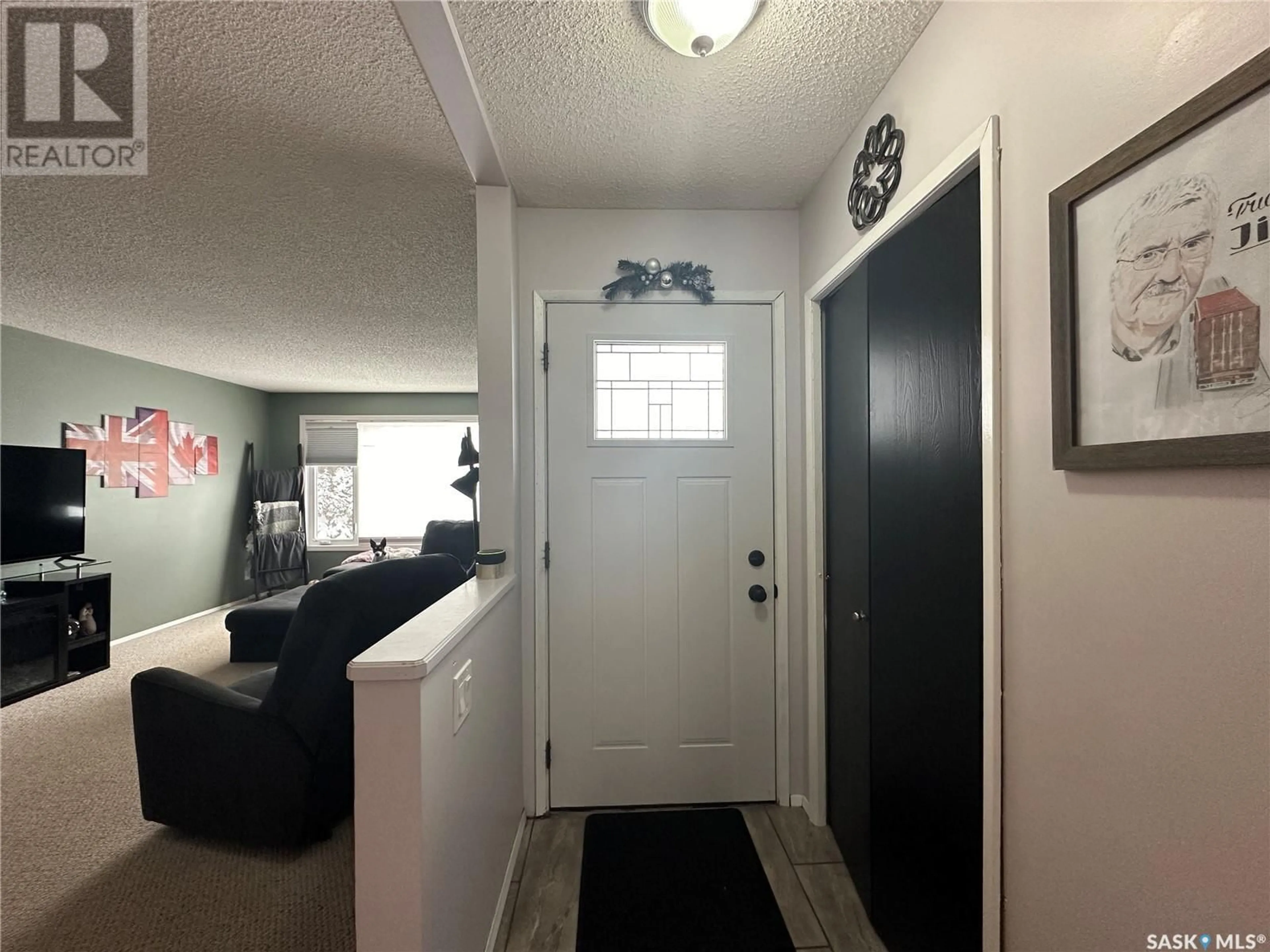 Indoor entryway, unknown floor for 65 Jubilee DRIVE, Humboldt Saskatchewan S0K2A0