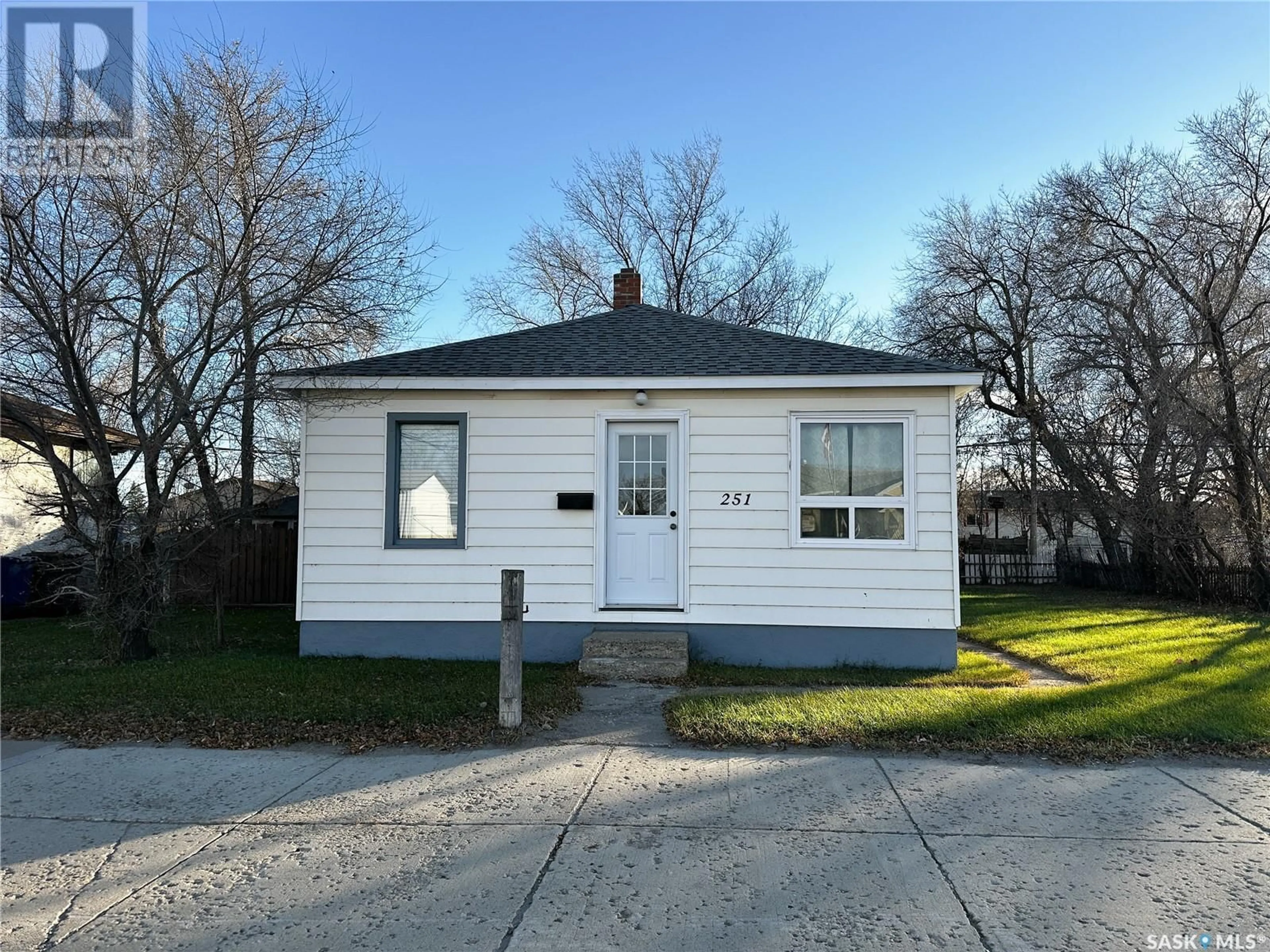 Frontside or backside of a home, cottage for 251 22nd STREET W, Battleford Saskatchewan S0M0E0