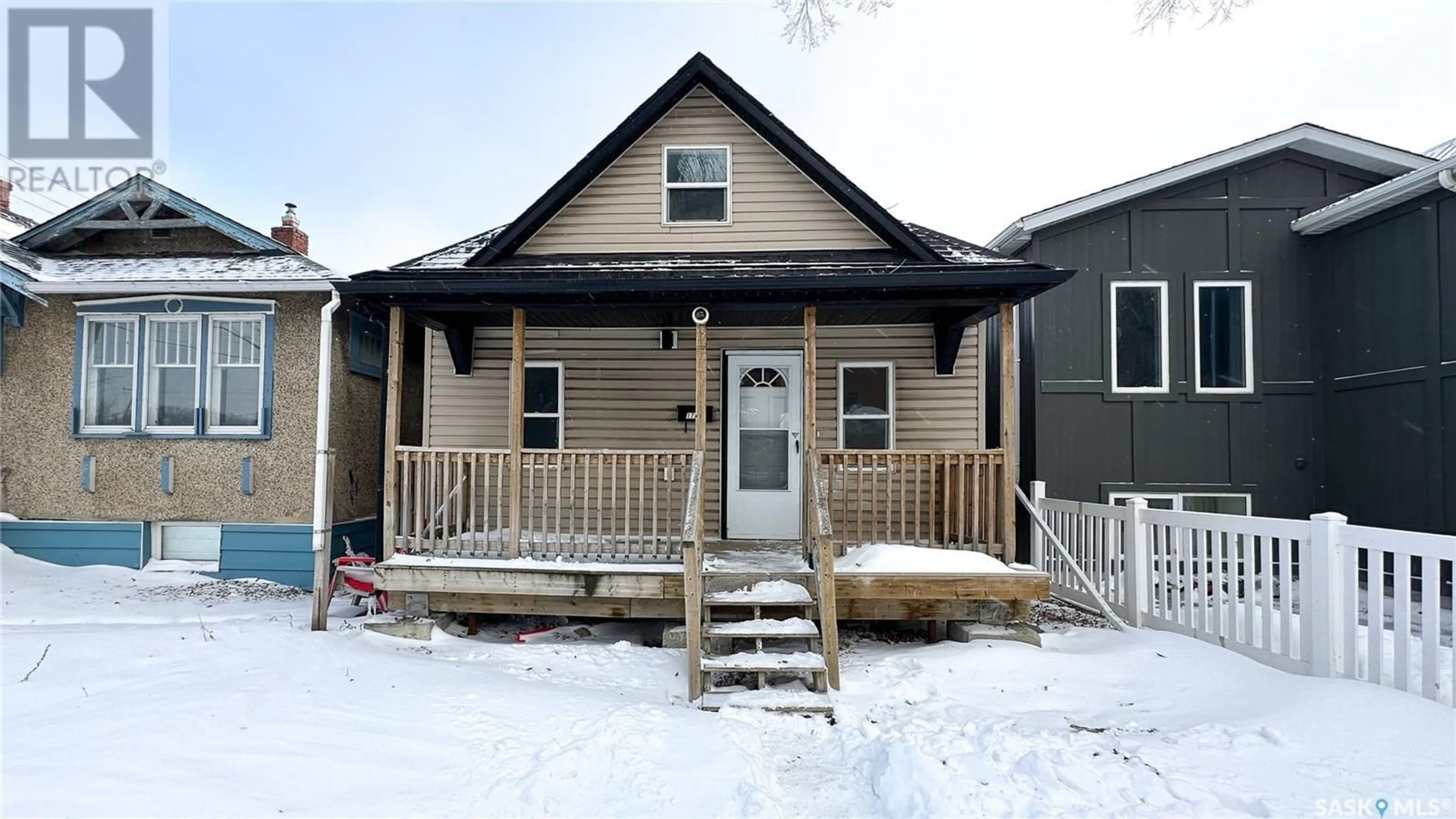 Frontside or backside of a home, cottage for 1711 MONTREAL STREET, Regina Saskatchewan S4P1K8