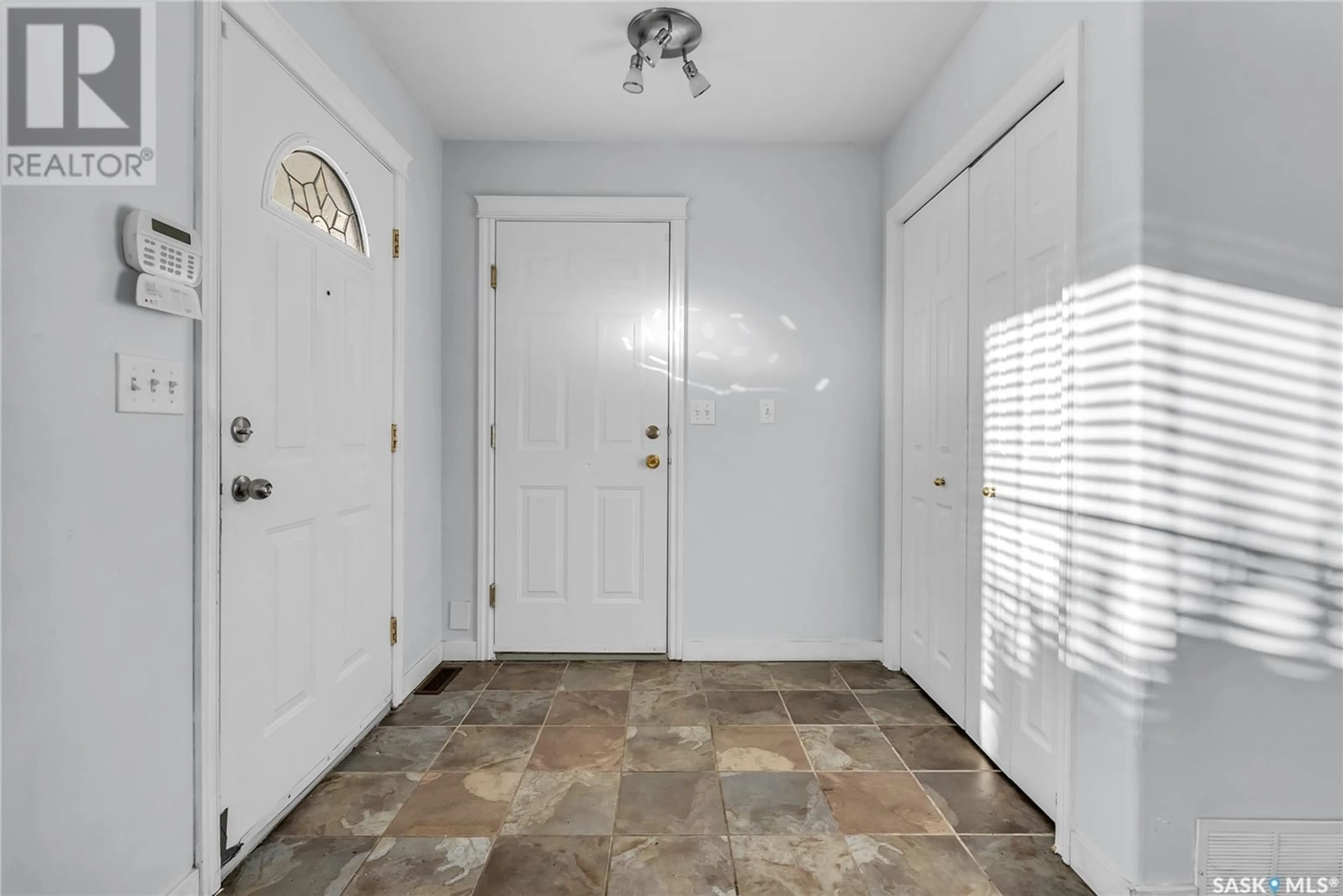 Indoor entryway, not visible floor for 235 BEERLING CRESCENT, Saskatoon Saskatchewan S7S1K4