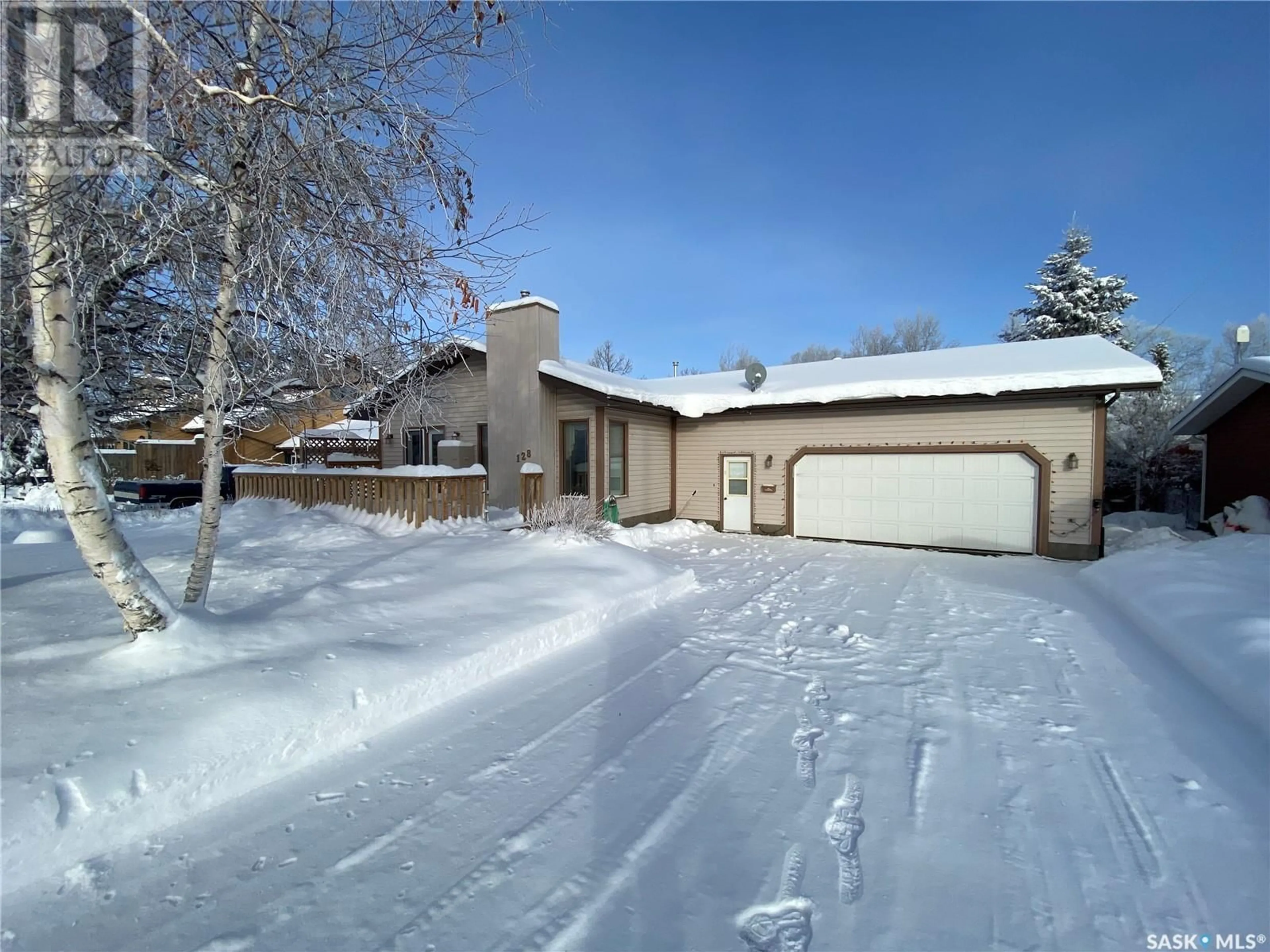 Frontside or backside of a home, the street view for 128 Peeble Beach ROAD, Good Spirit Acres Saskatchewan S0A0L1